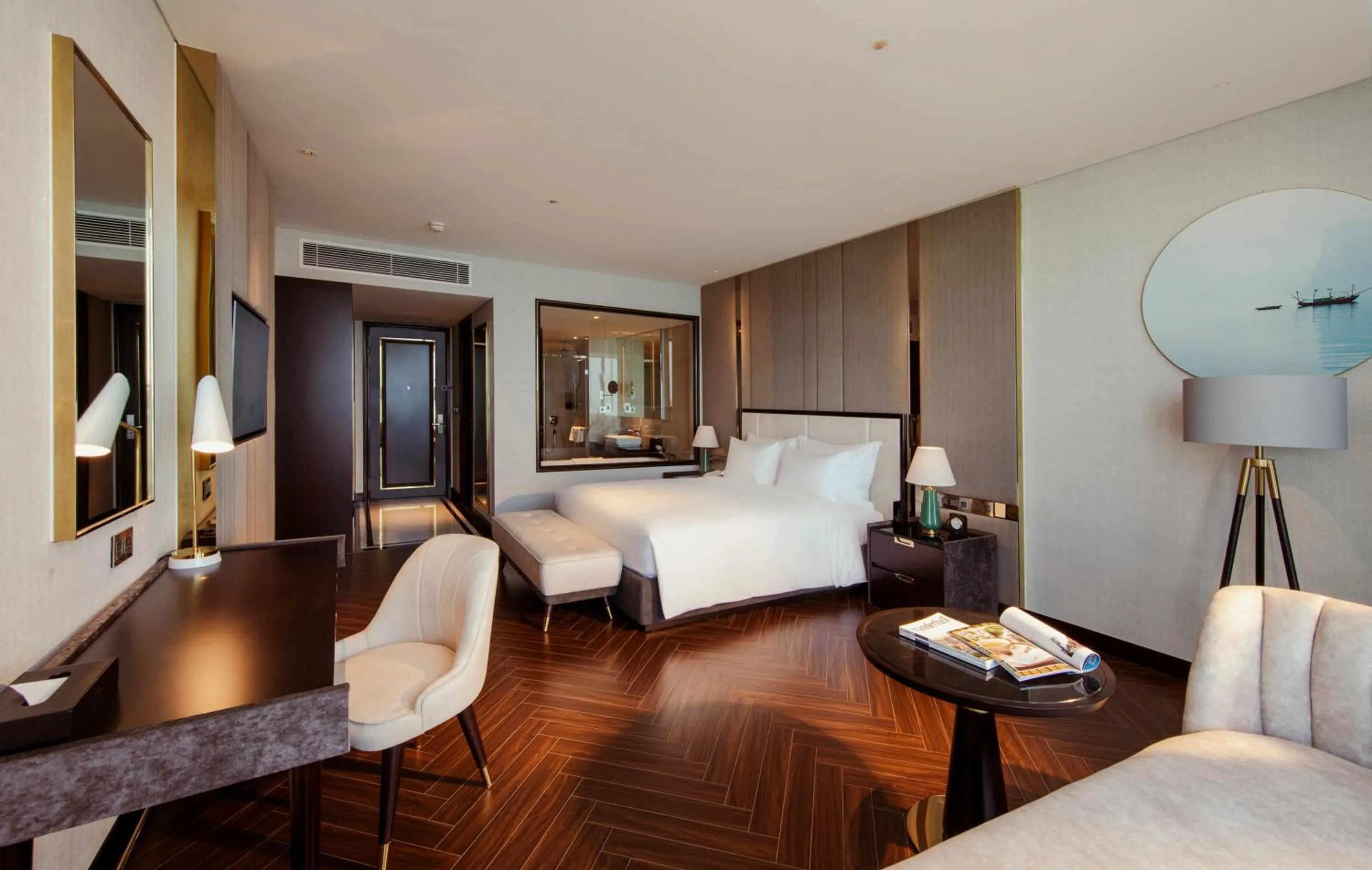 Bed in Sea Stars Hotel Ha Long