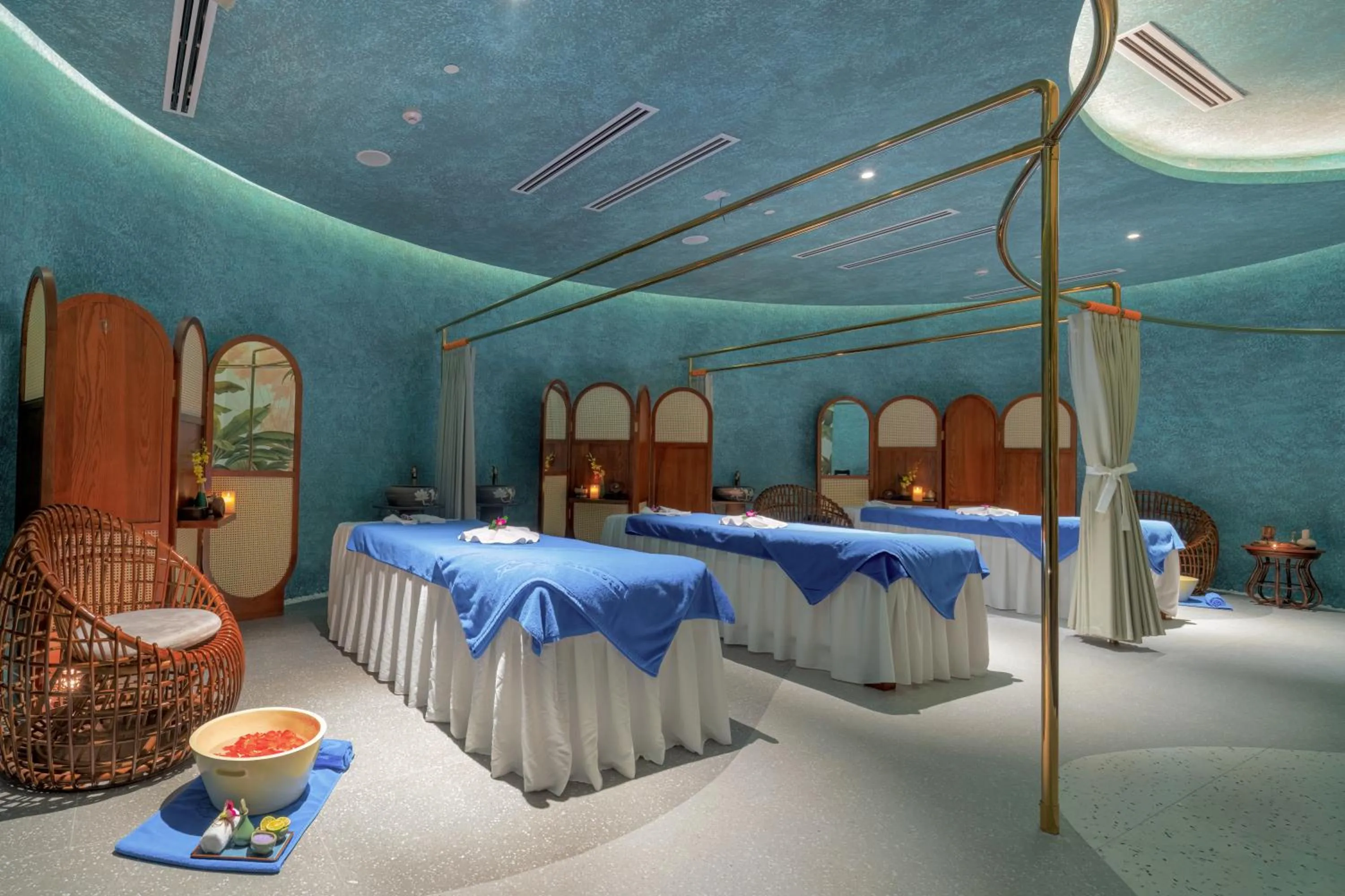 Massage in Sea Stars Hotel Ha Long