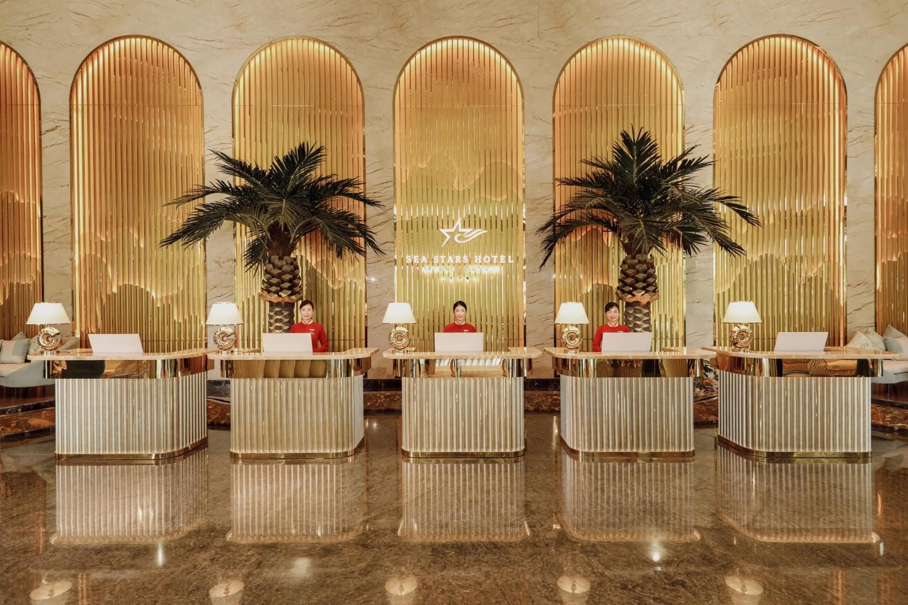 Lobby or reception in Sea Stars Hotel Ha Long