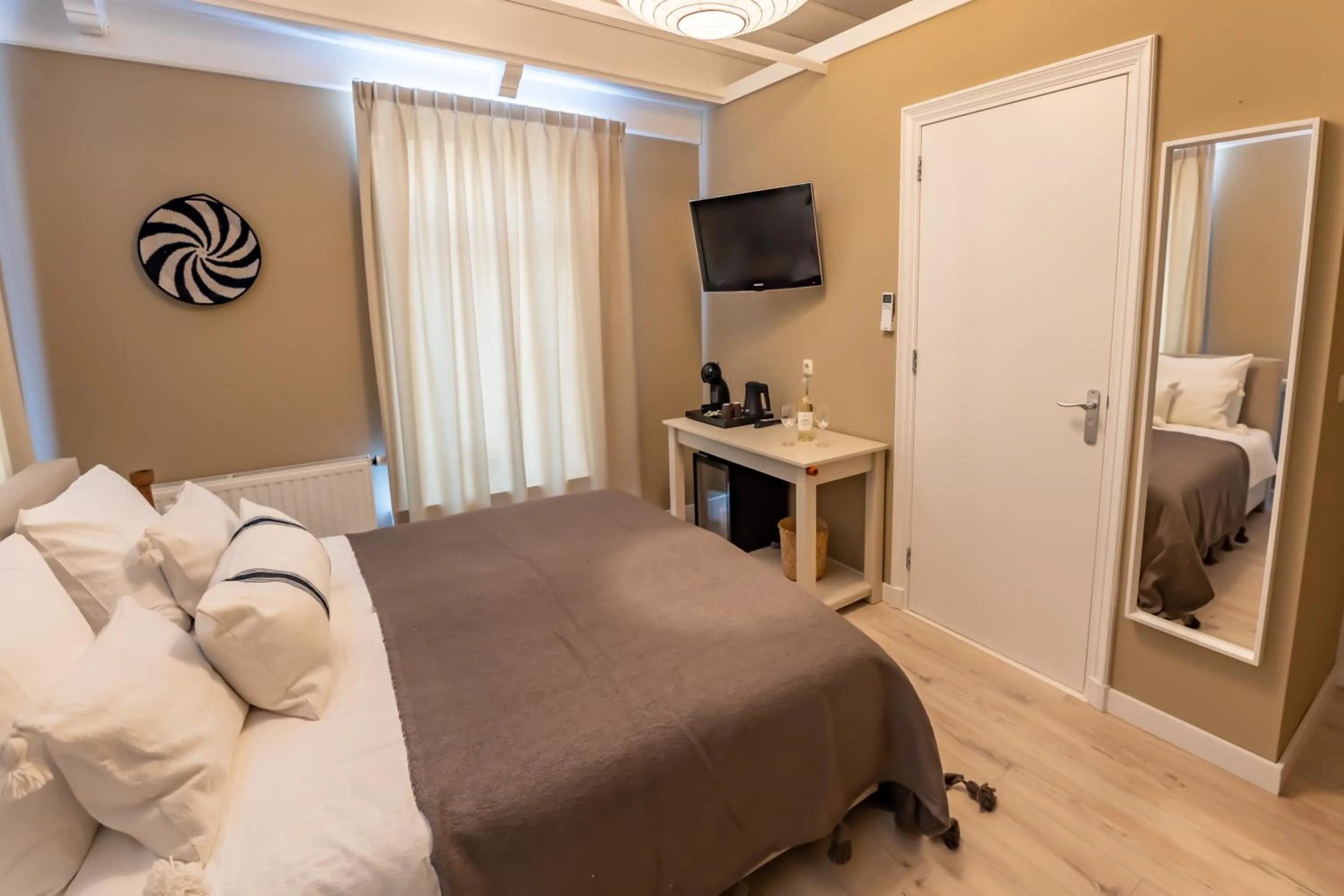 Bed in Hotel Restaurant Toxopeus