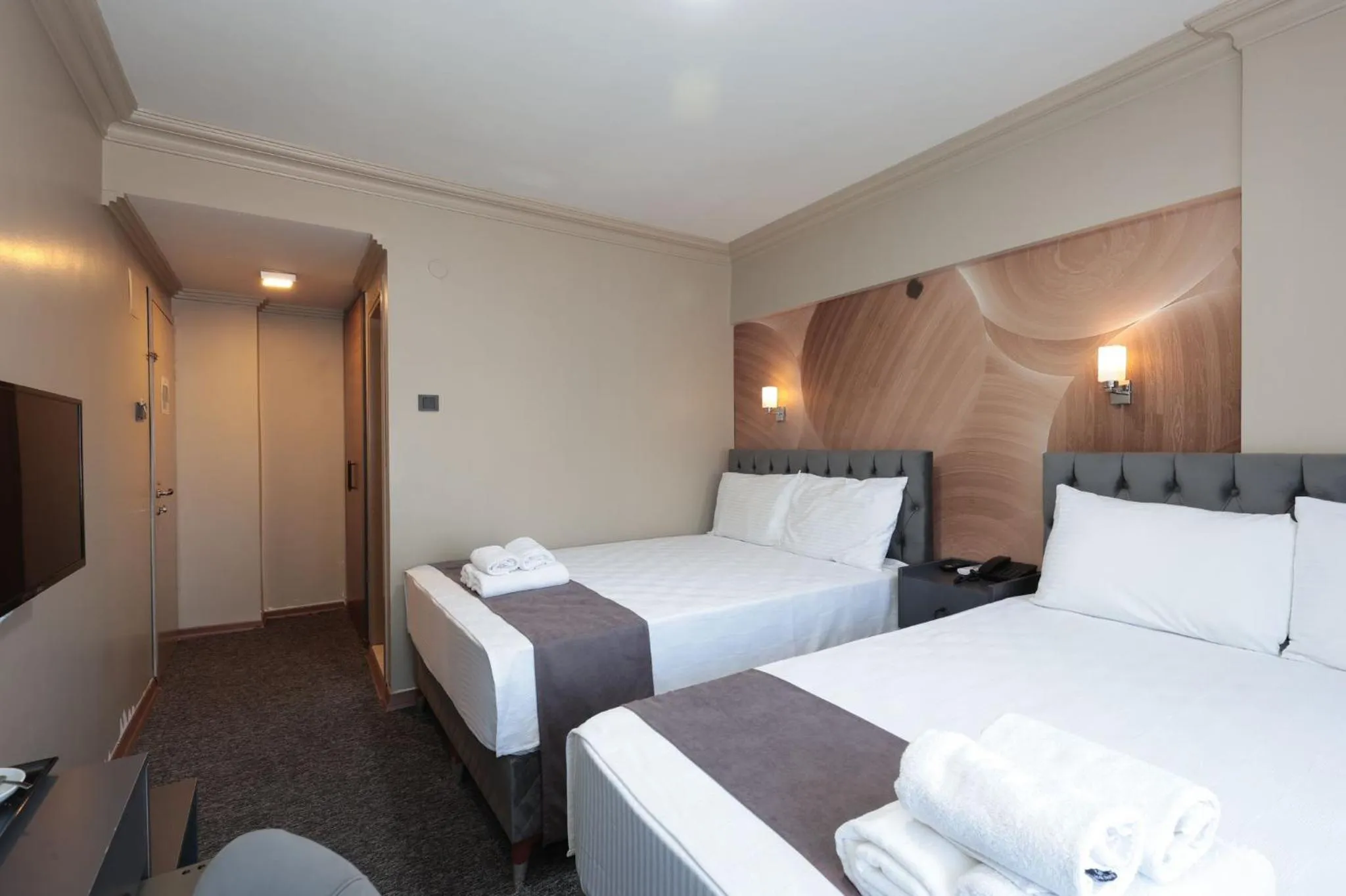 Photo of the whole room, Bed in BURSA GRAND LOYAL CiTY HOTEL