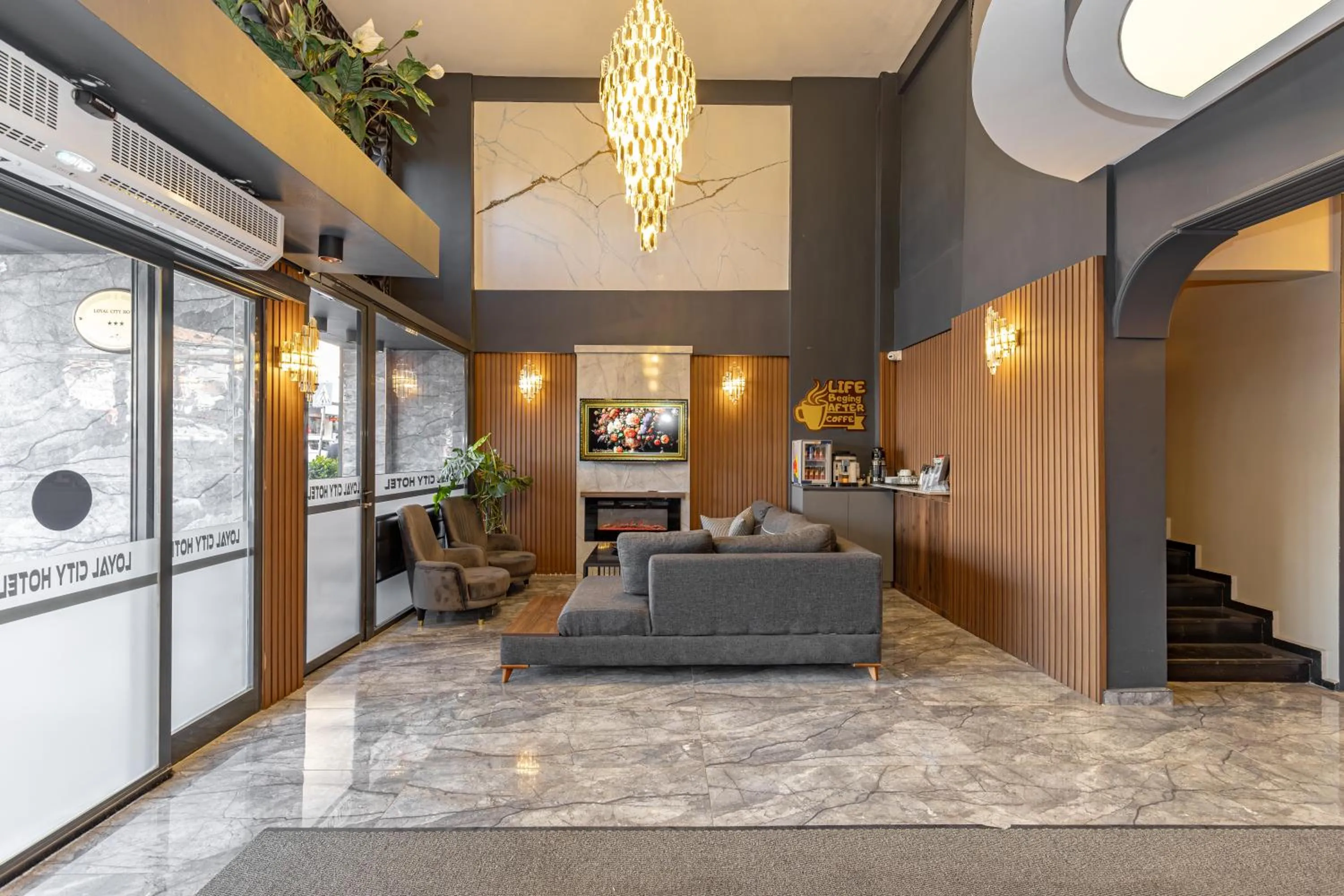 BURSA GRAND LOYAL CiTY HOTEL