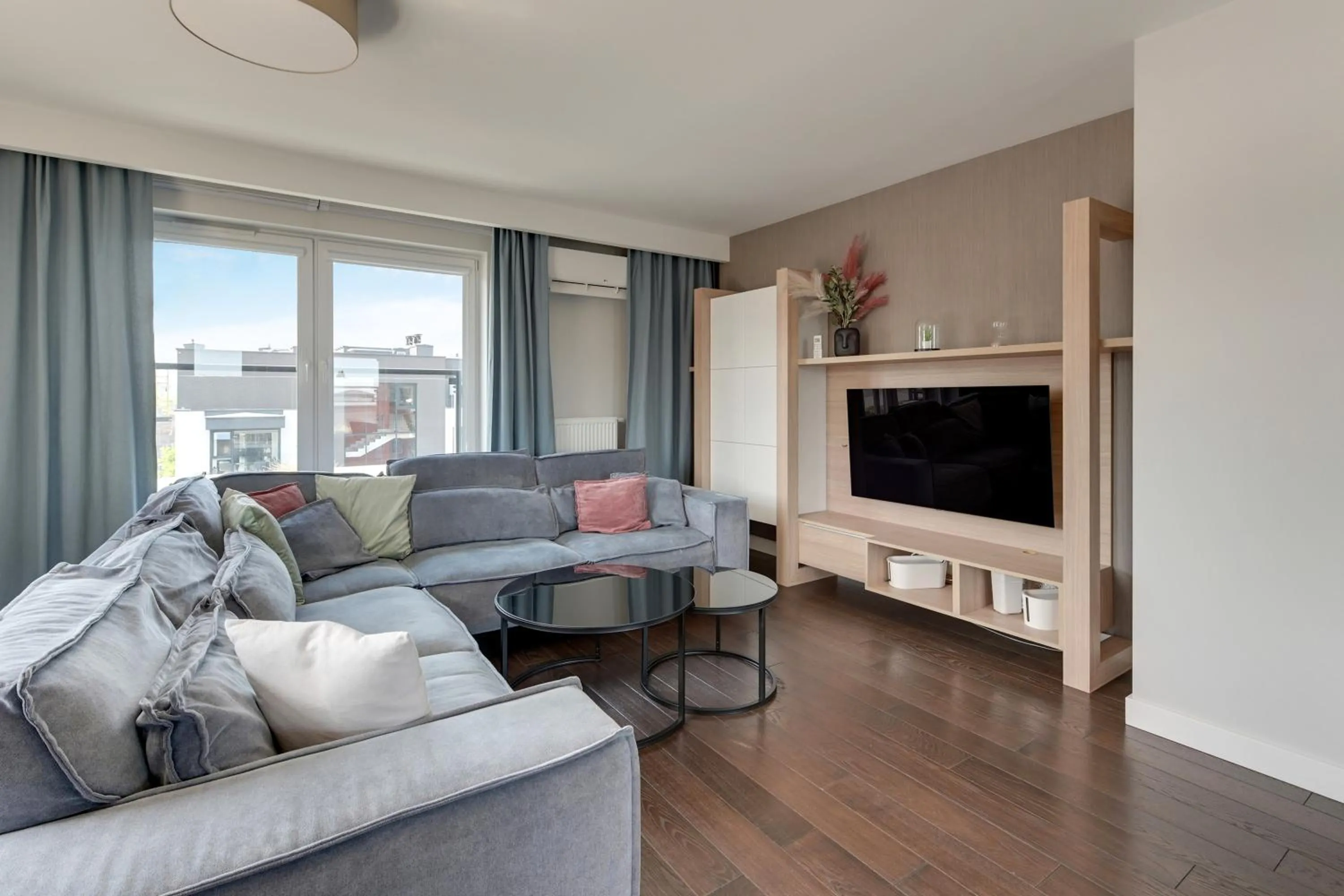 TV and multimedia in Chmielna Park by Comfort Apartments