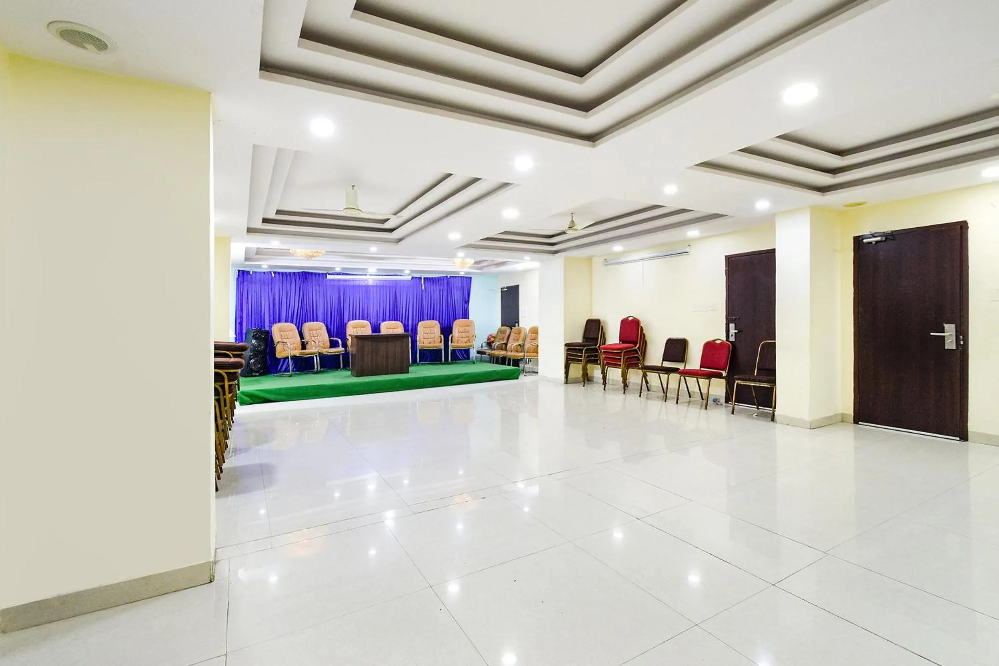 Banquet/Function facilities in Hotel L Grand - Nr Secunderabad Railway Station
