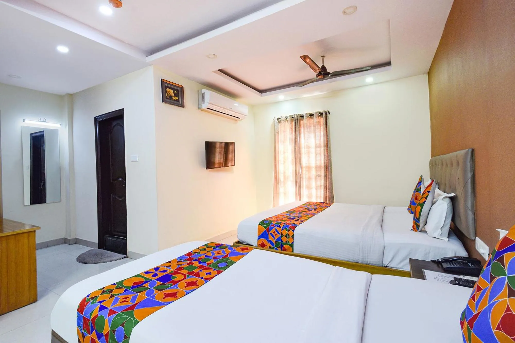 Bed in Hotel L Grand - Nr Secunderabad Railway Station
