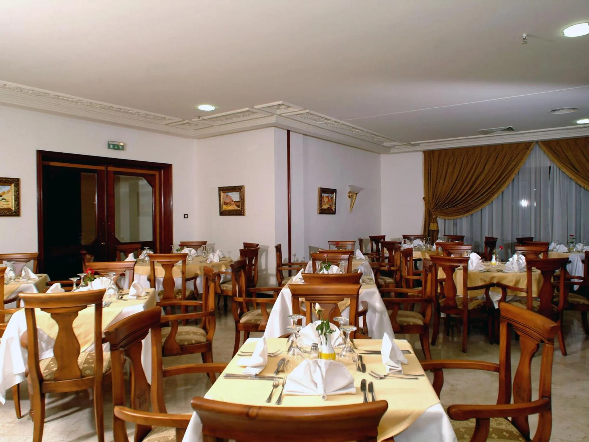 Restaurant/places to eat in Ramada By Wyndham Fes