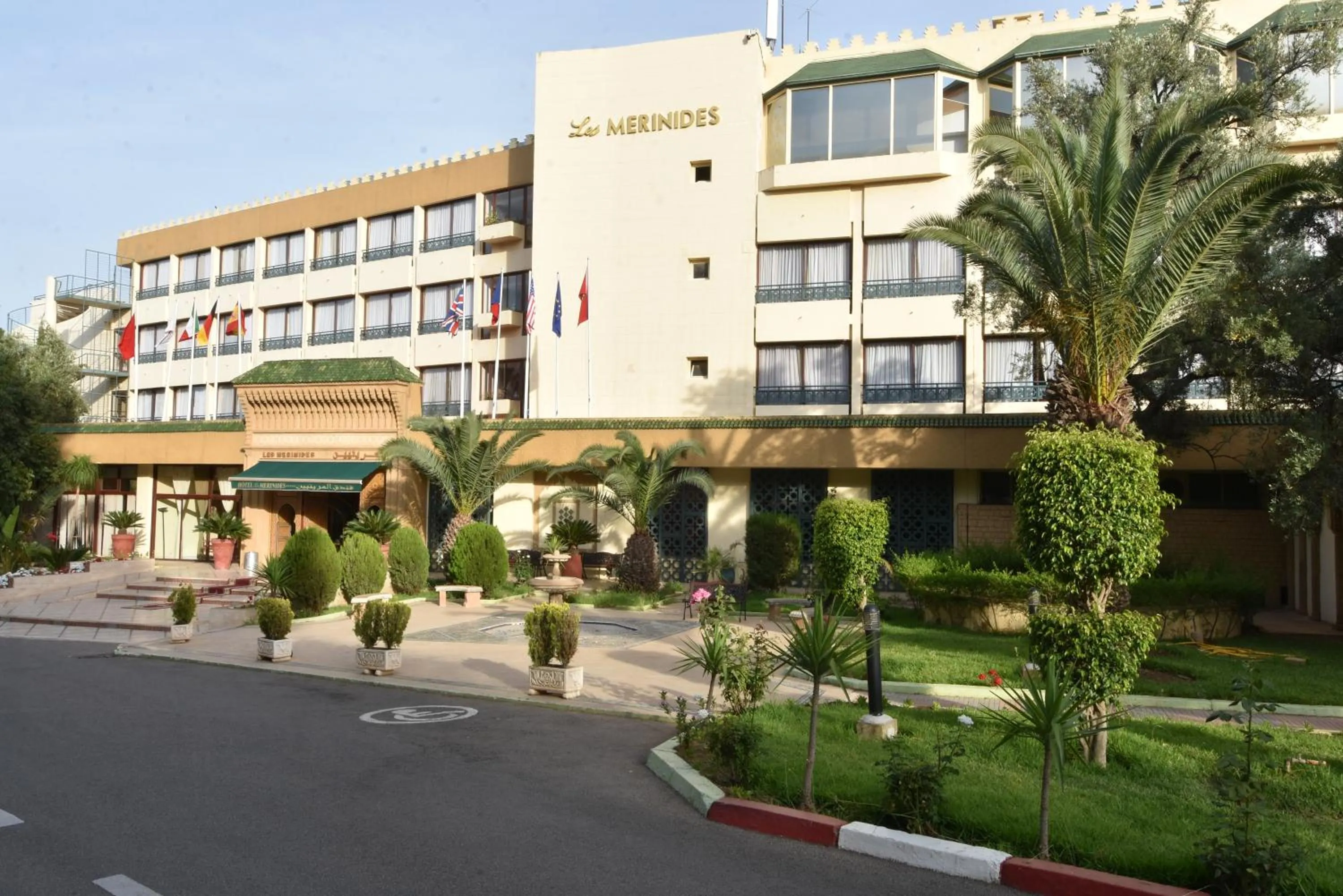 Property building in Les Mérinides