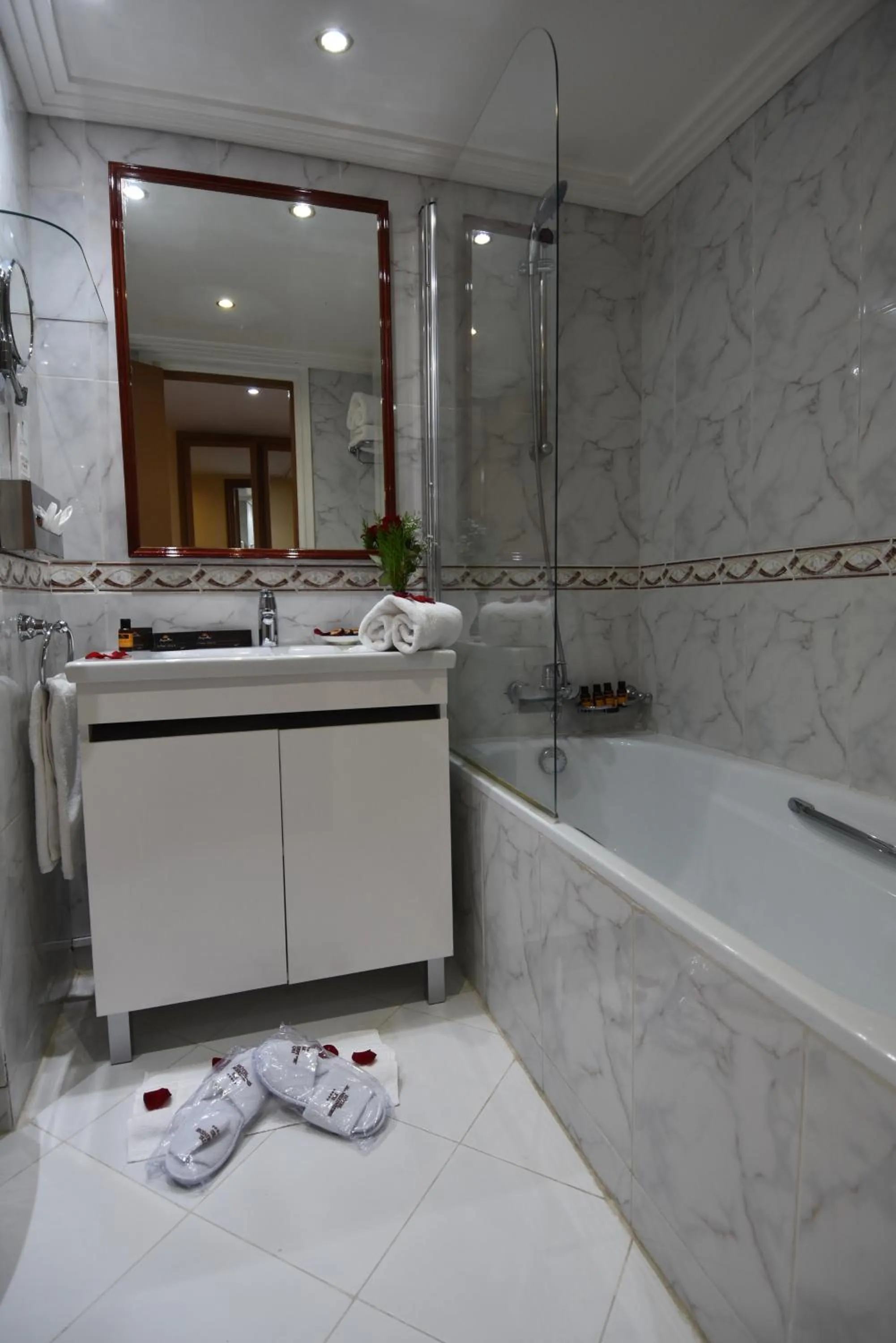 Bathroom in Les Mérinides