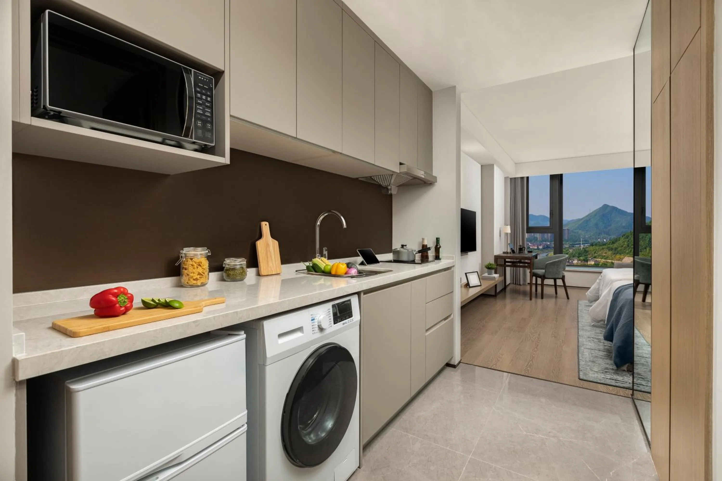 Dining area in Qingshan Lake Tianlan Hotel Hangzhou