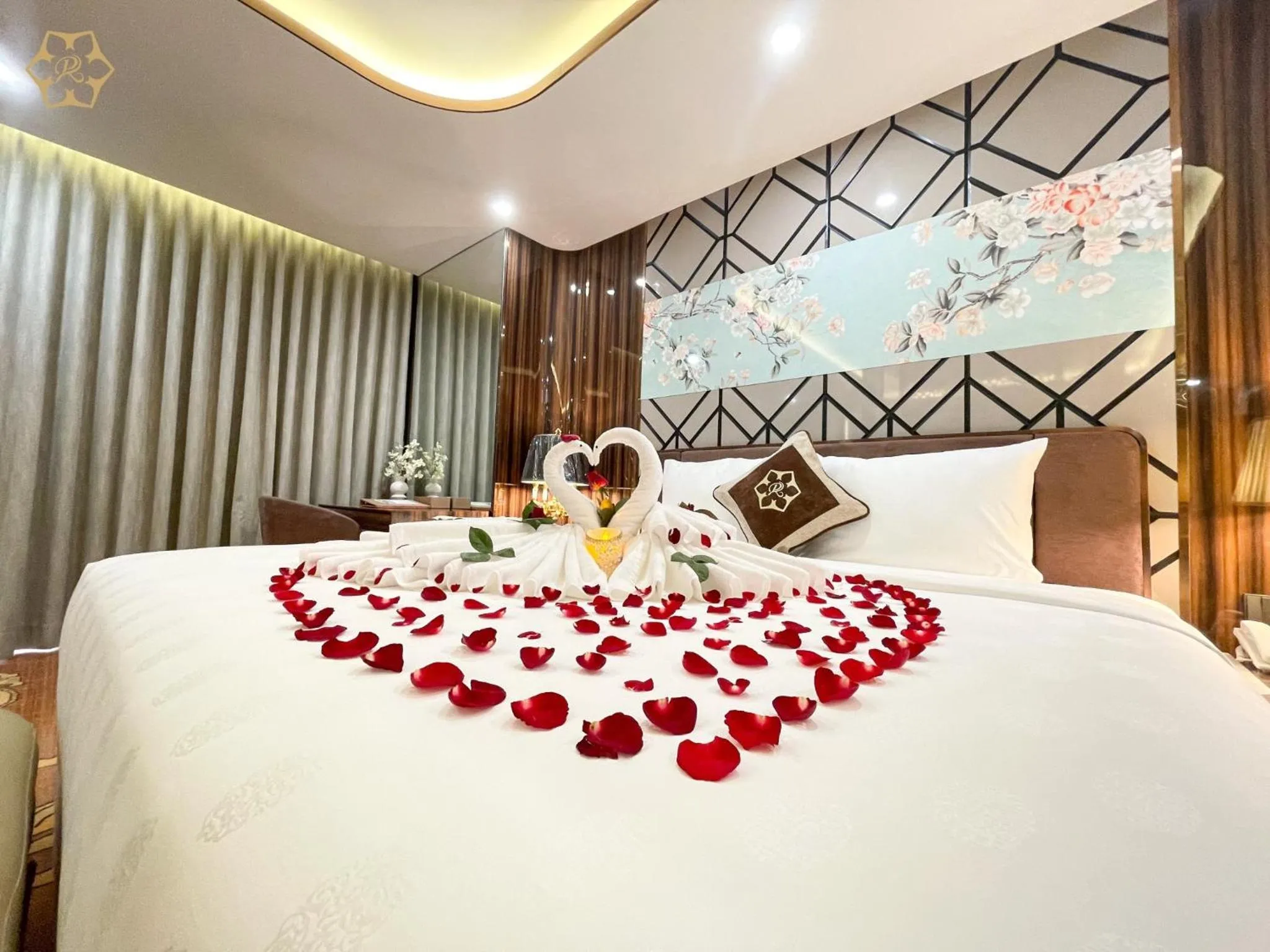 Bed in Cửa Đông Luxury Hotel