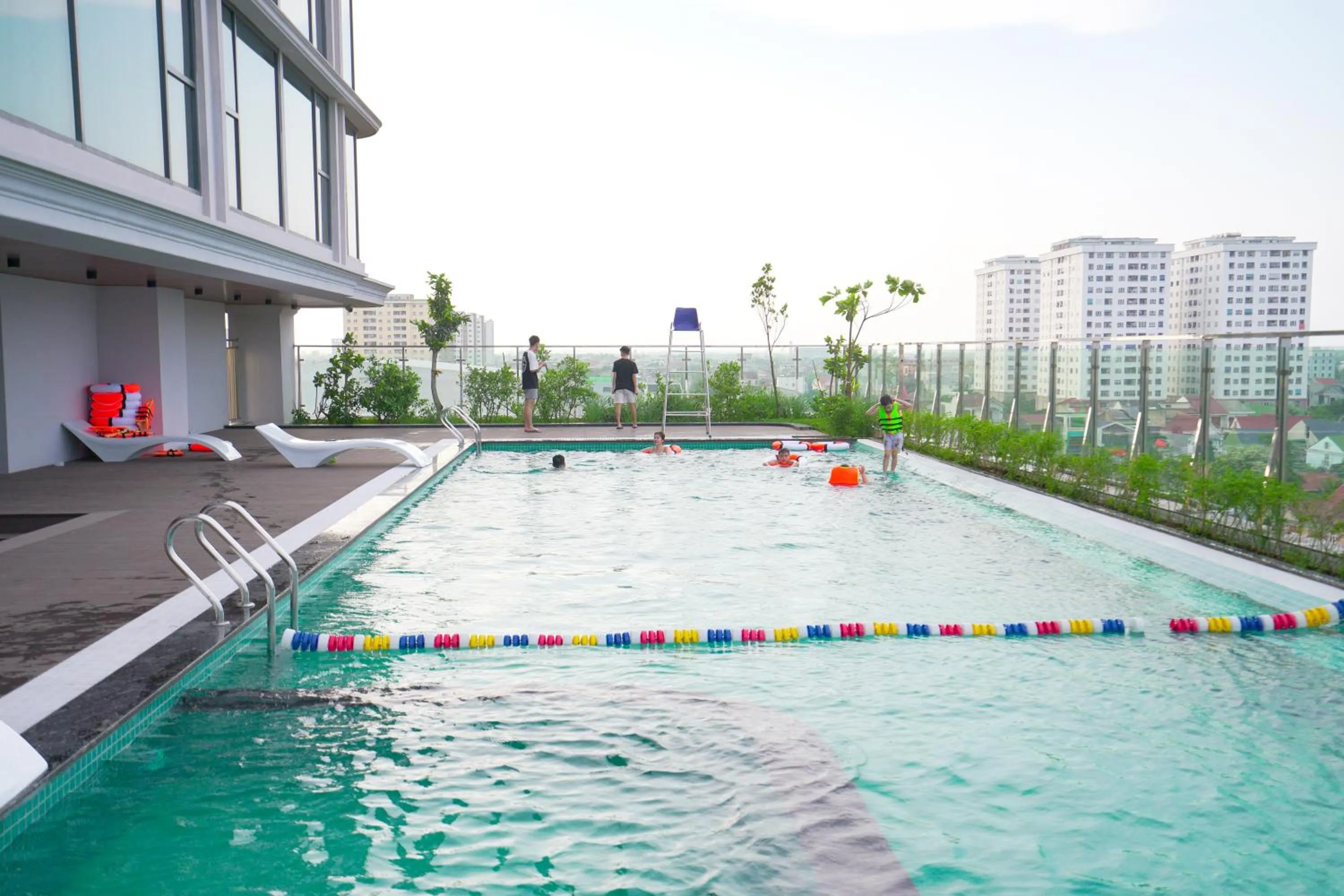 Swimming pool in Cửa Đông Luxury Hotel