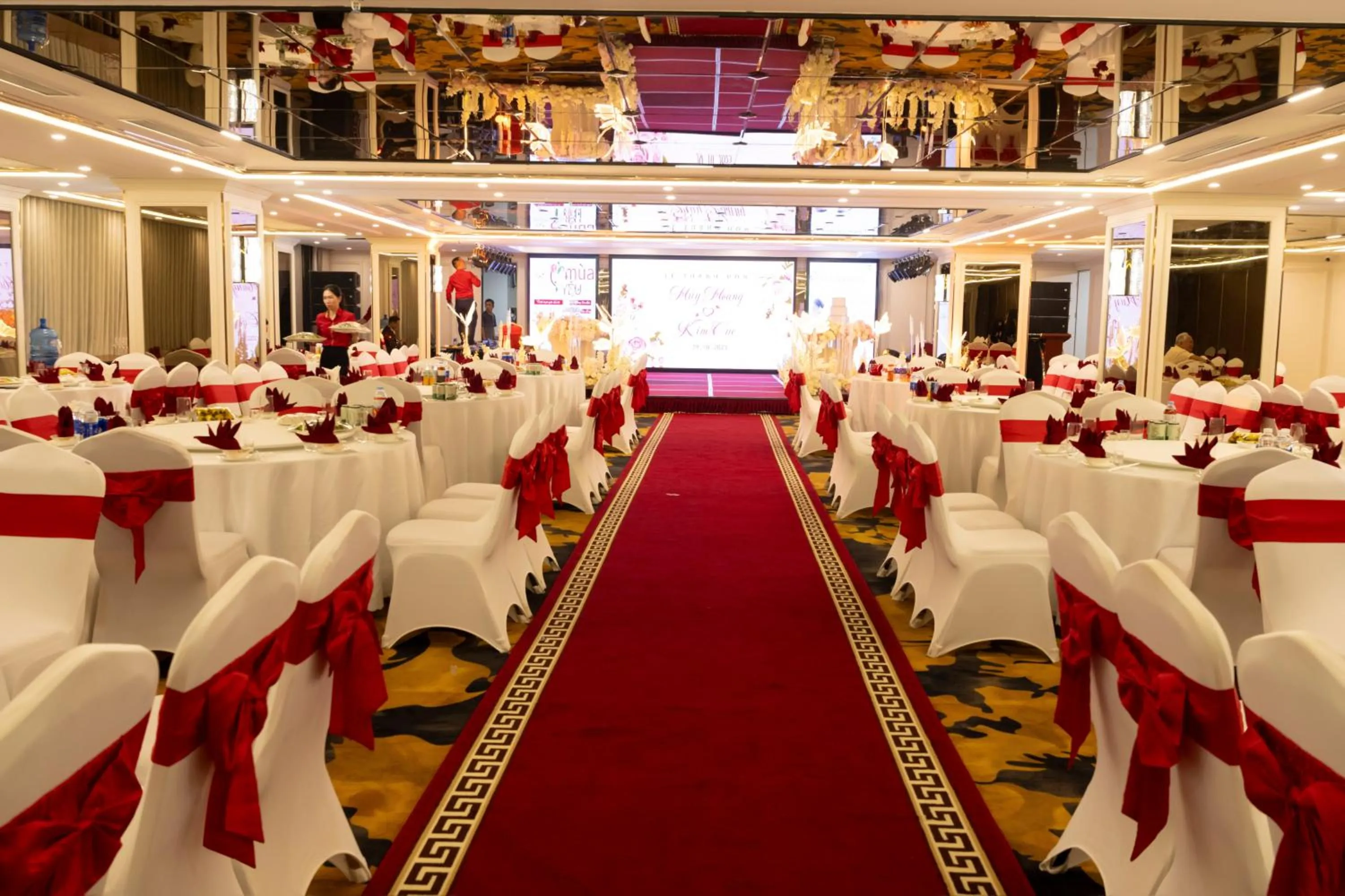 wedding in Cửa Đông Luxury Hotel