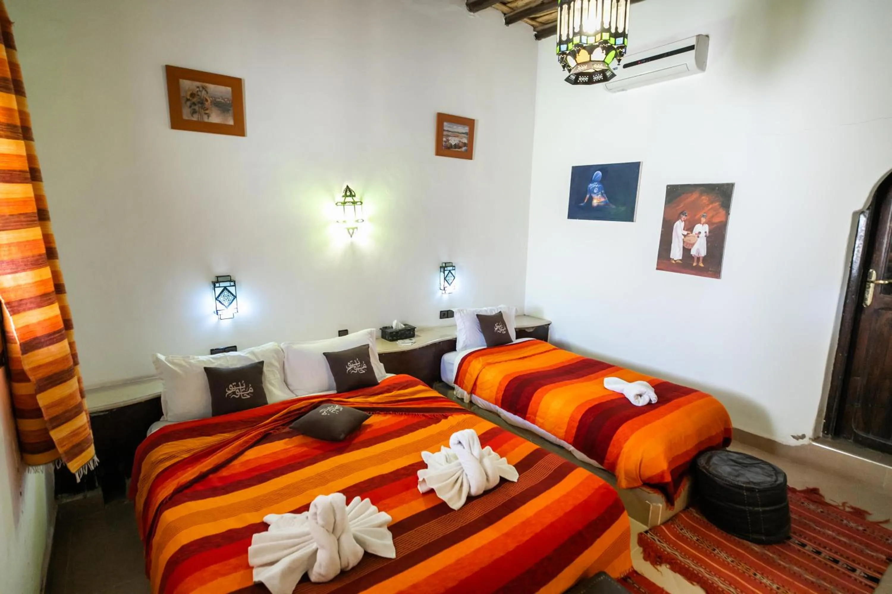 Bed in Kasbah Mohayut