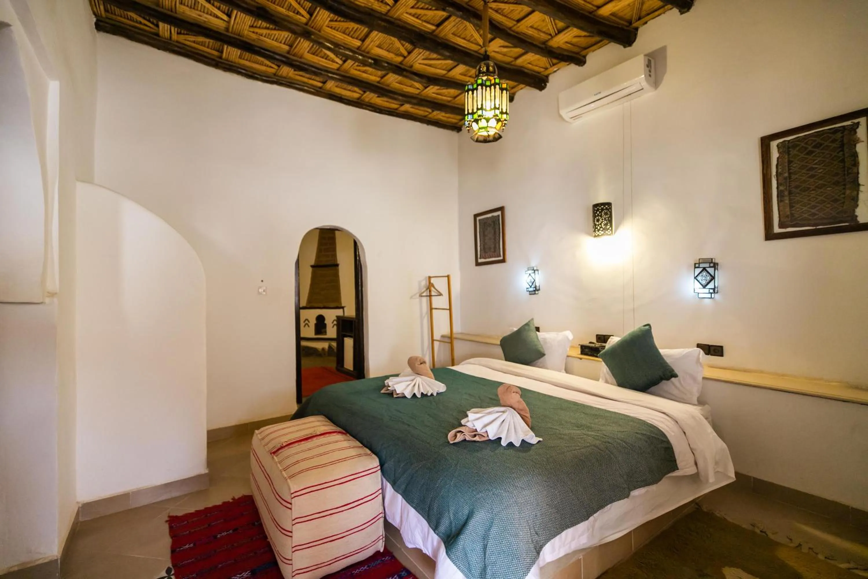 Bed in Kasbah Mohayut