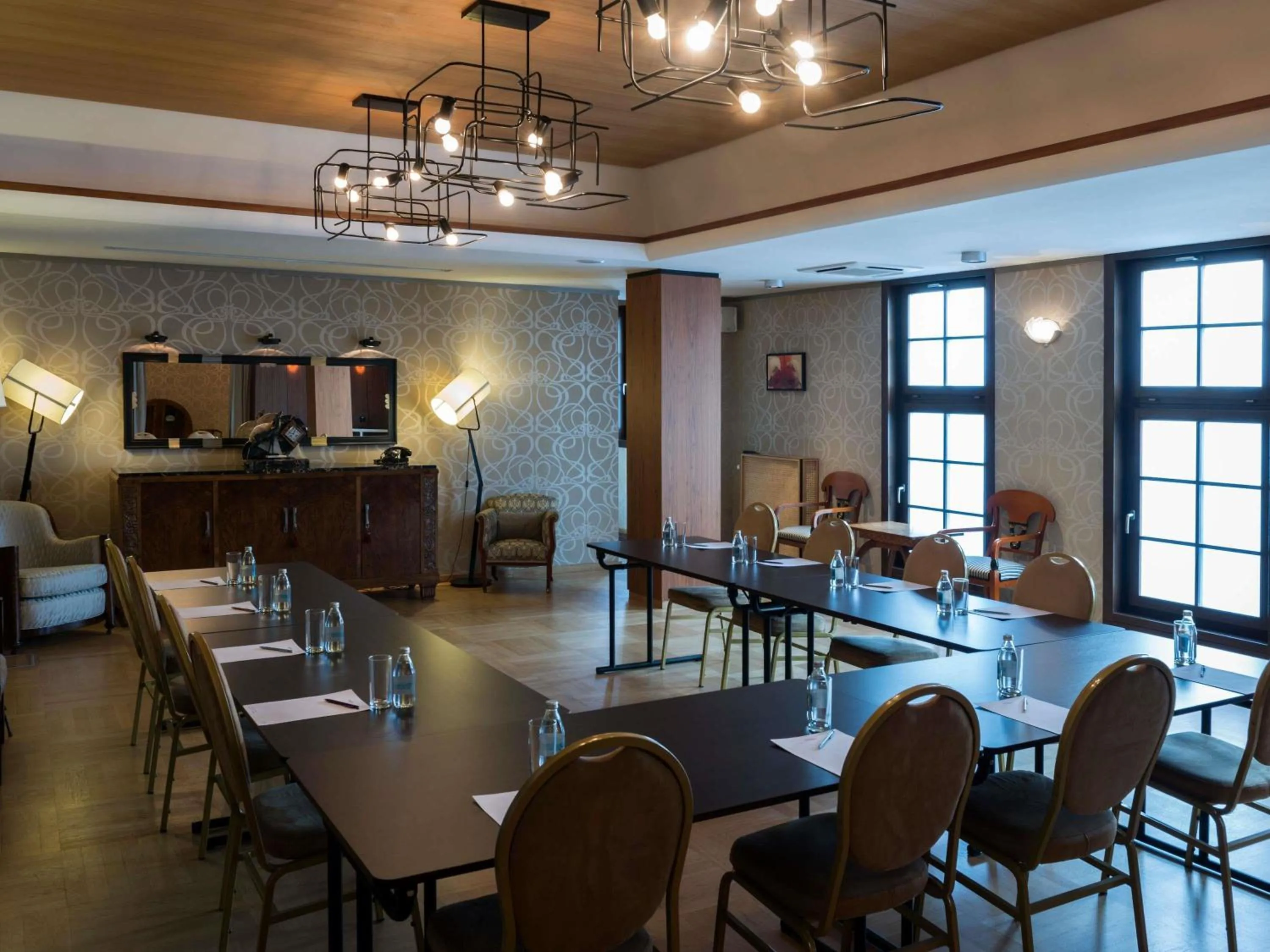 Meeting/conference room in Mercure Belgrade Excelsior