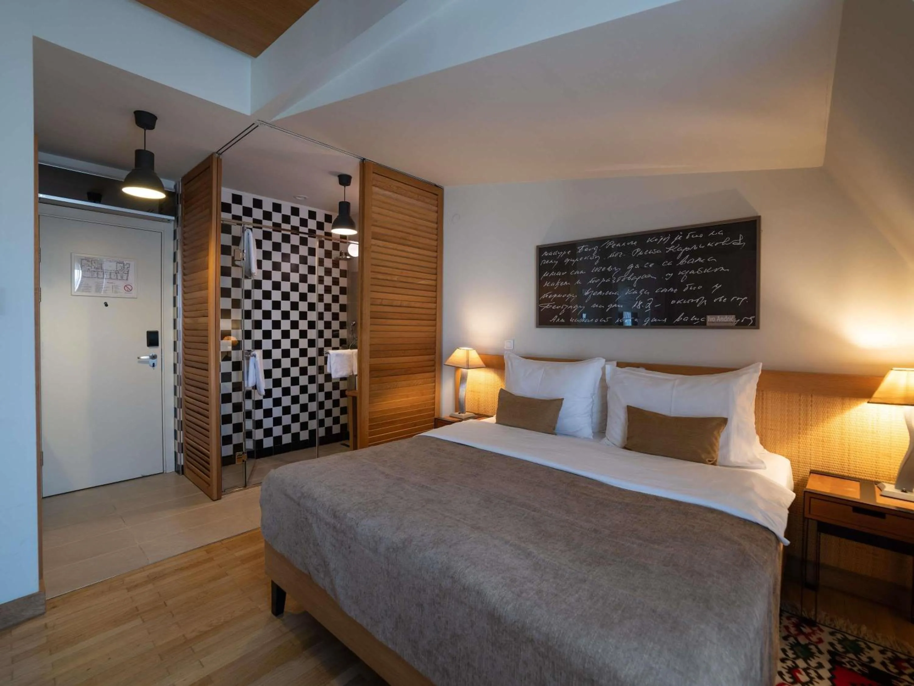 Bedroom, Bed in Mercure Belgrade Excelsior