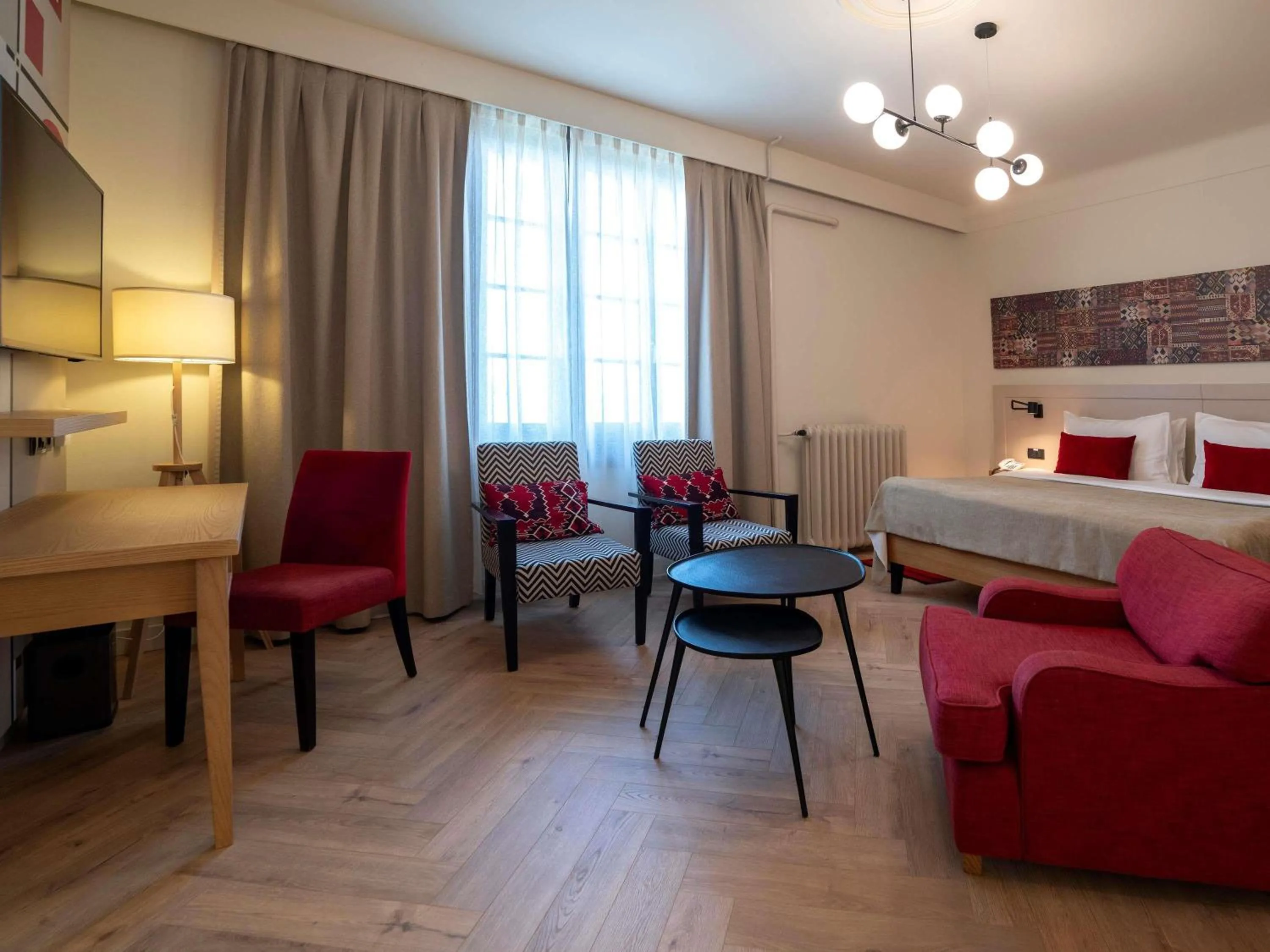 Bedroom in Mercure Belgrade Excelsior