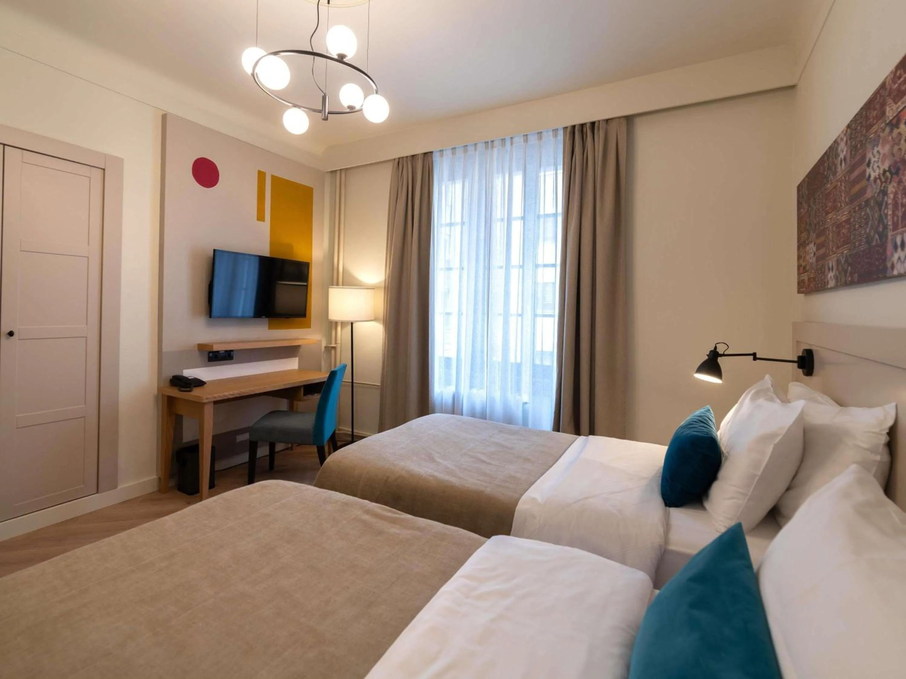 Bedroom, Bed in Mercure Belgrade Excelsior