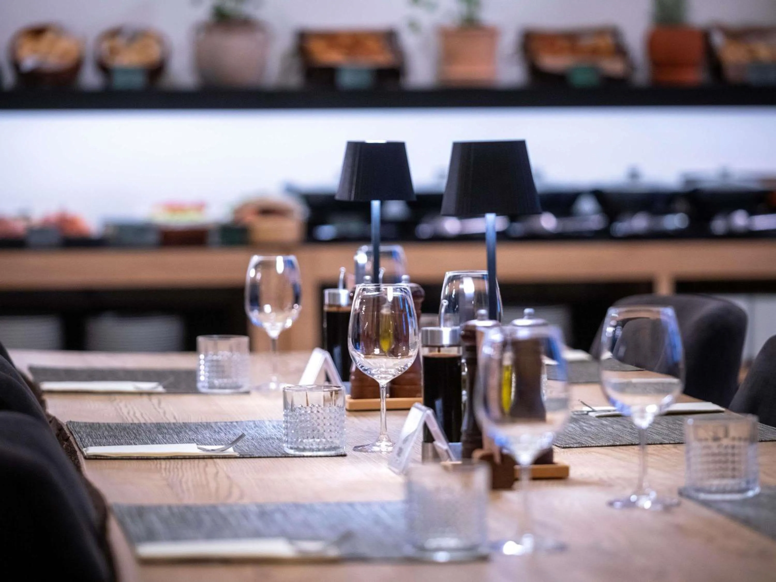 Restaurant/places to eat in Mercure Belgrade Excelsior