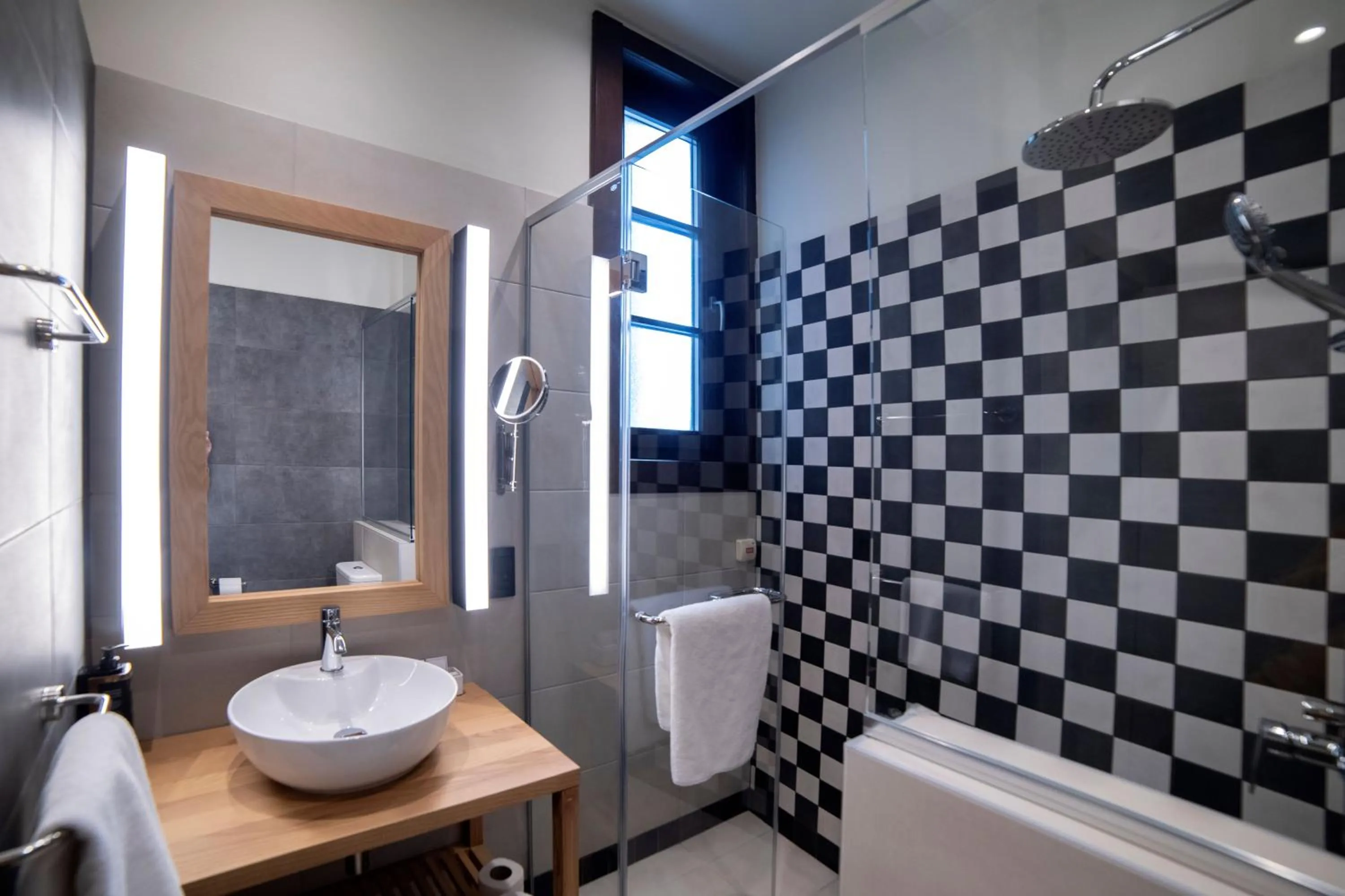 Bathroom in Mercure Belgrade Excelsior