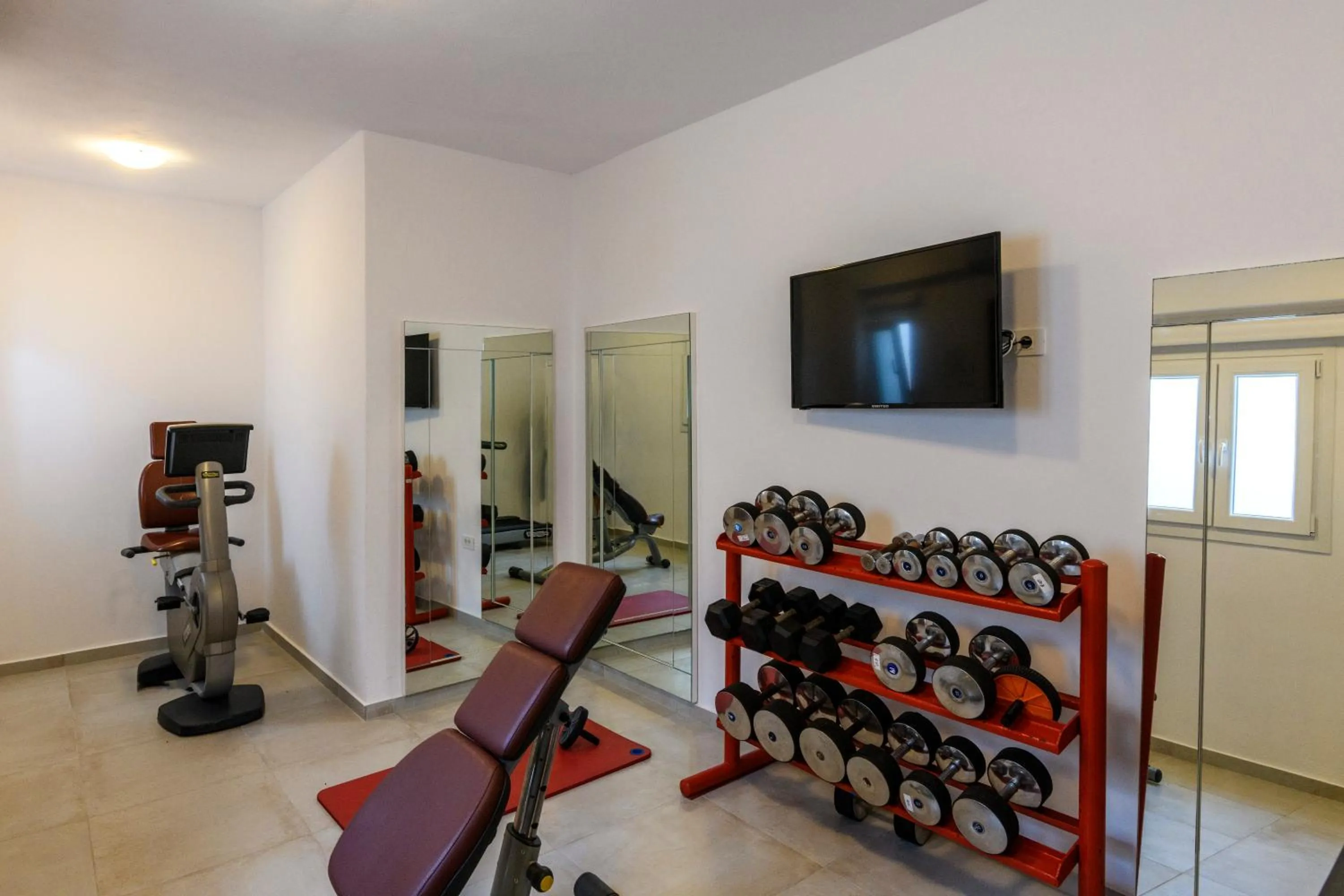 TV and multimedia in Mykonaki Hotel