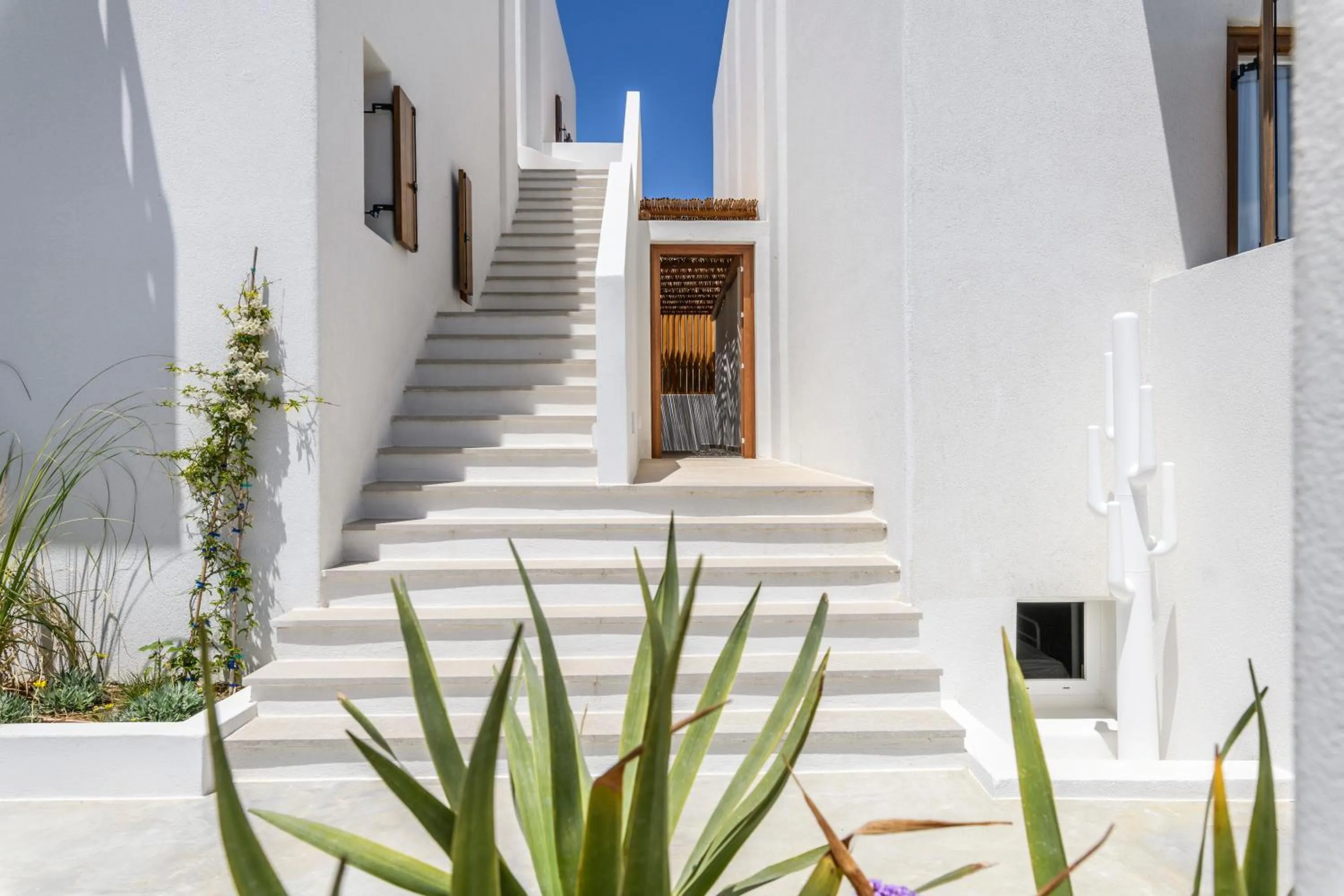 Property building in Mykonaki Hotel