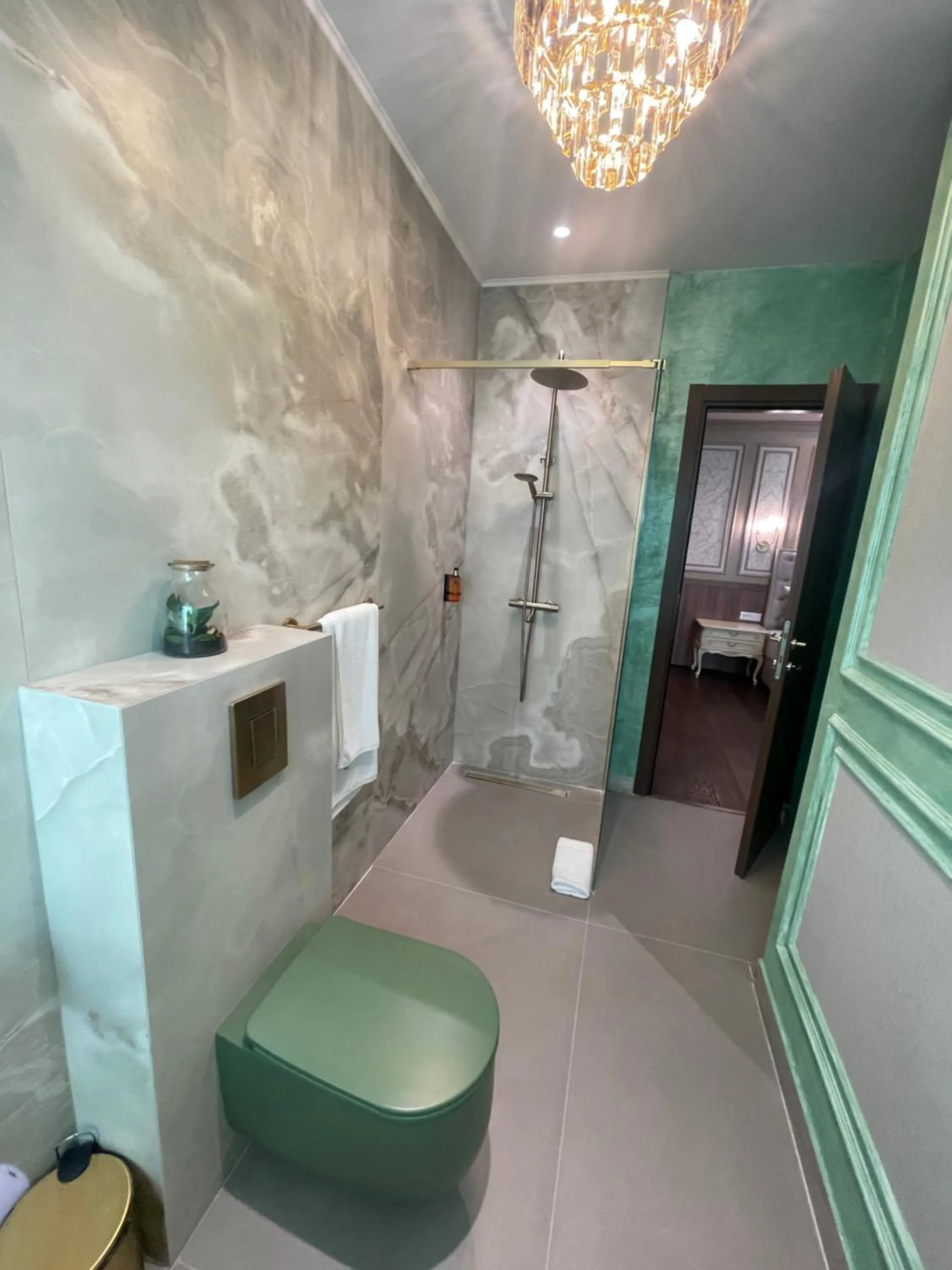 Shower in Hotel Kerber