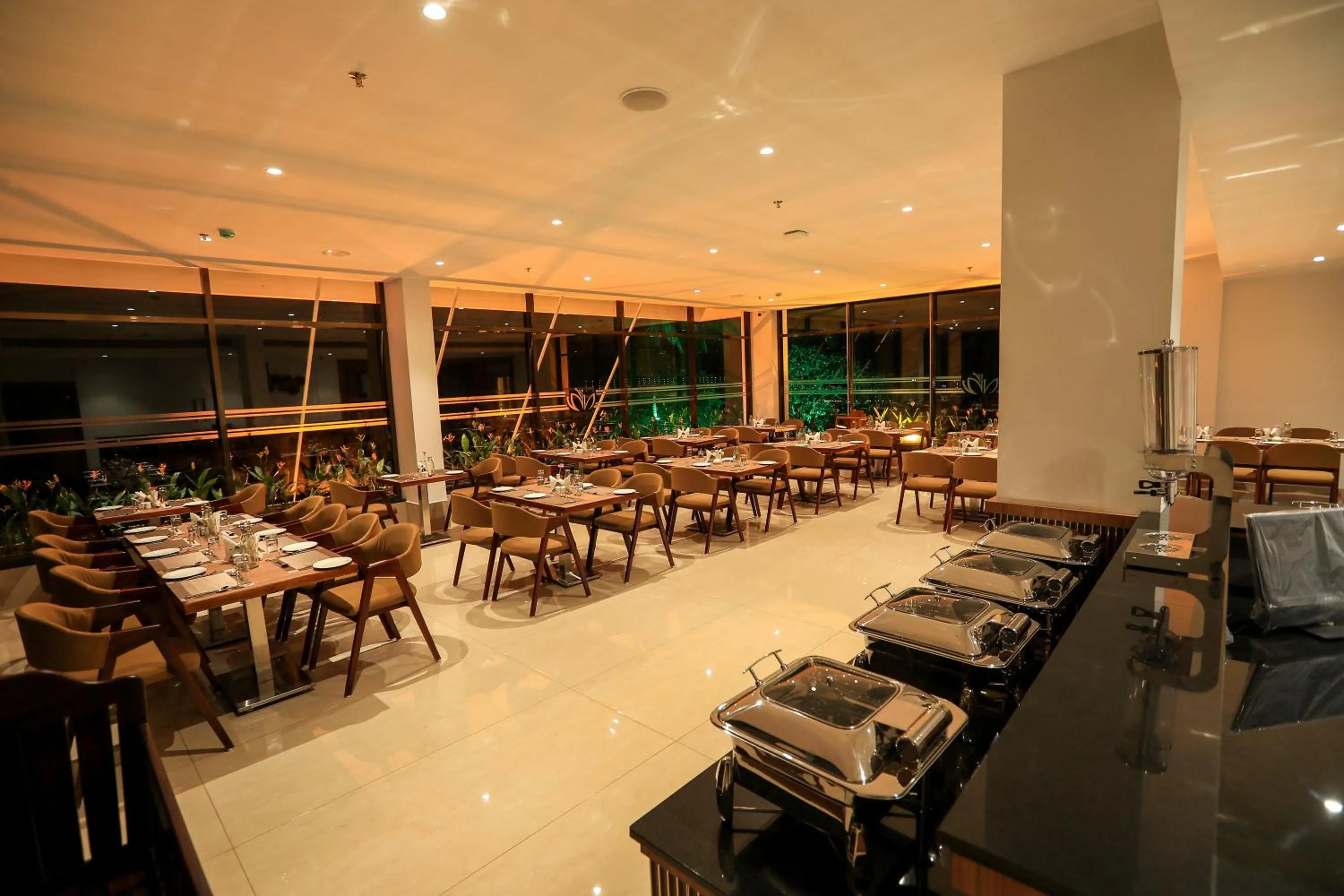 Restaurant/places to eat in Hotel Saffron Wayanad