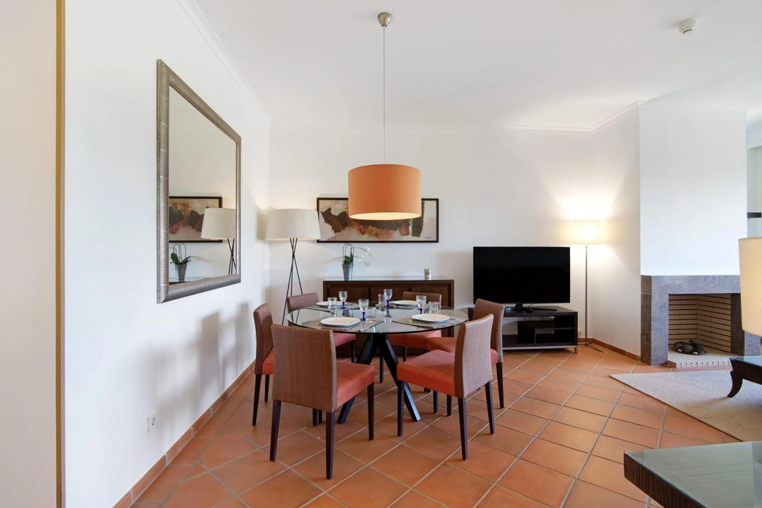 Property building in Apartamento T2 Vilasol Morgadinho