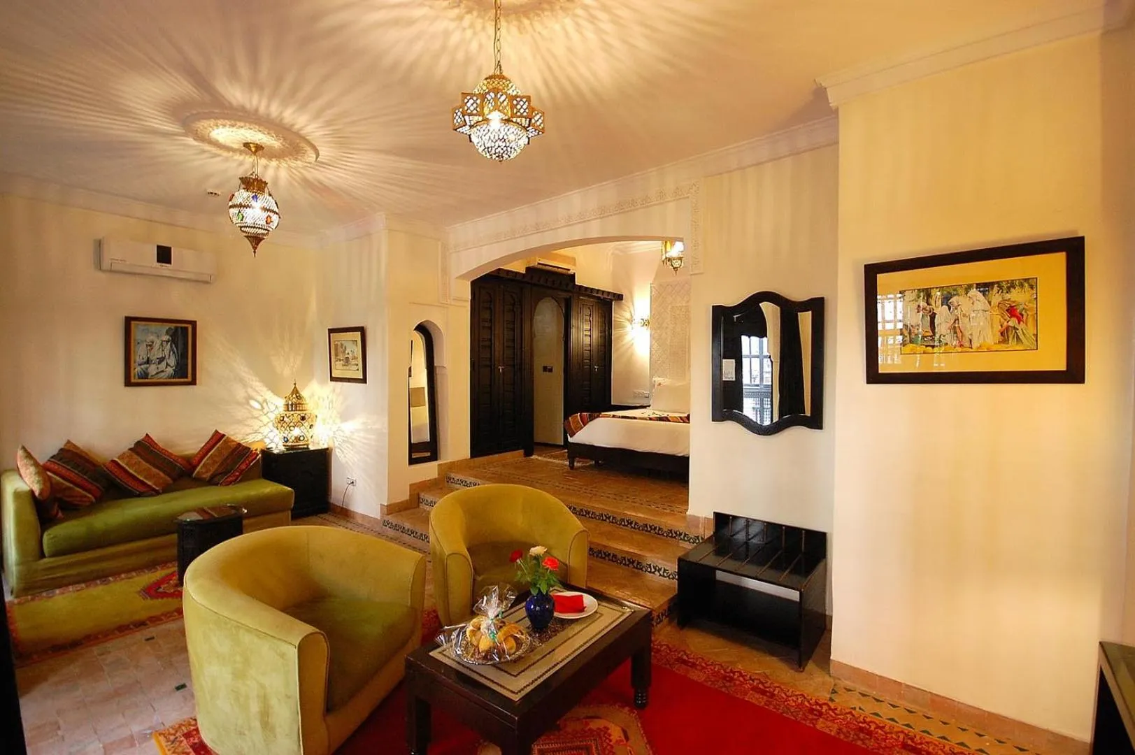 TV and multimedia in Les Borjs De La Kasbah