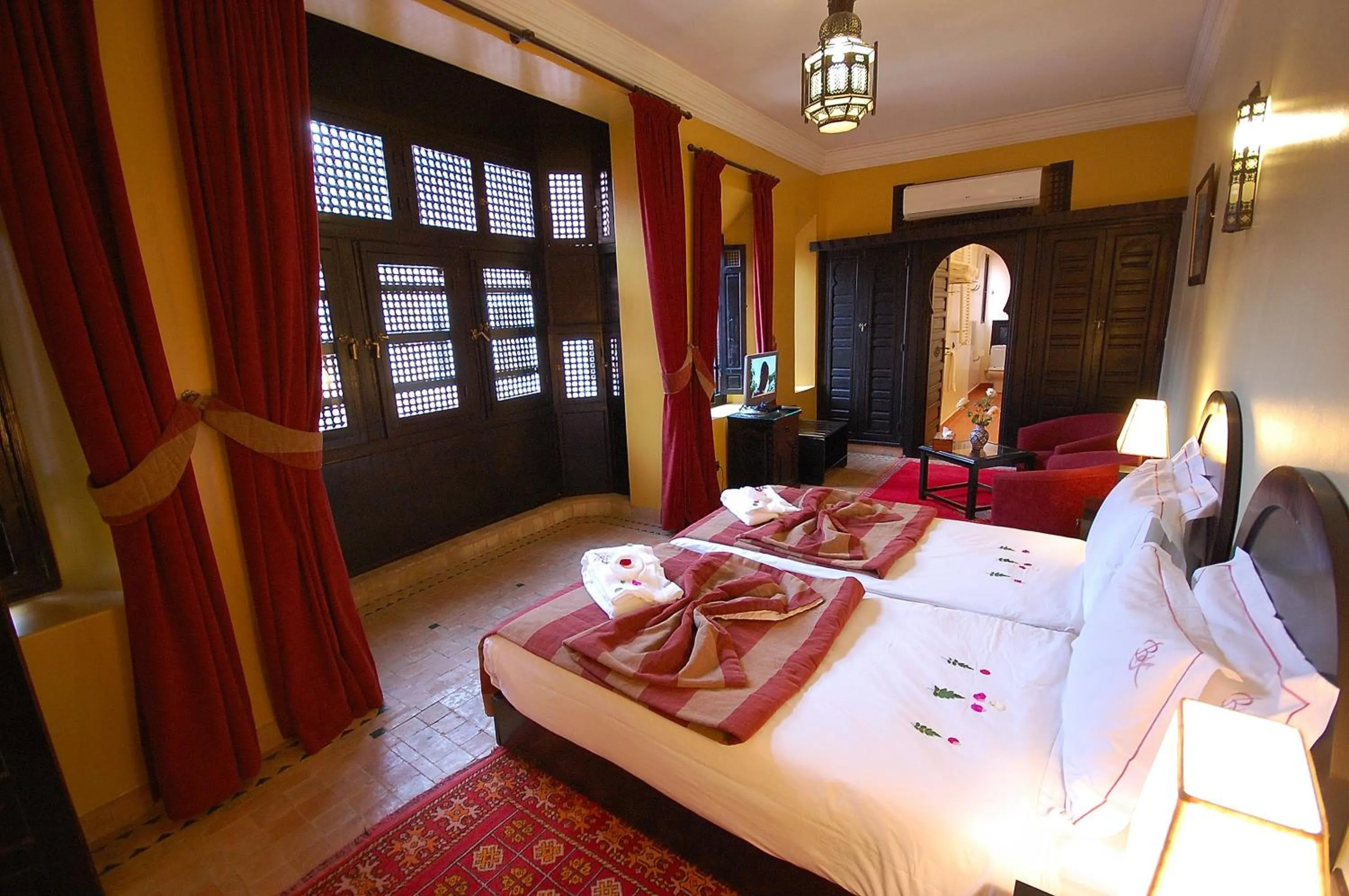 Photo of the whole room, Bed in Les Borjs De La Kasbah