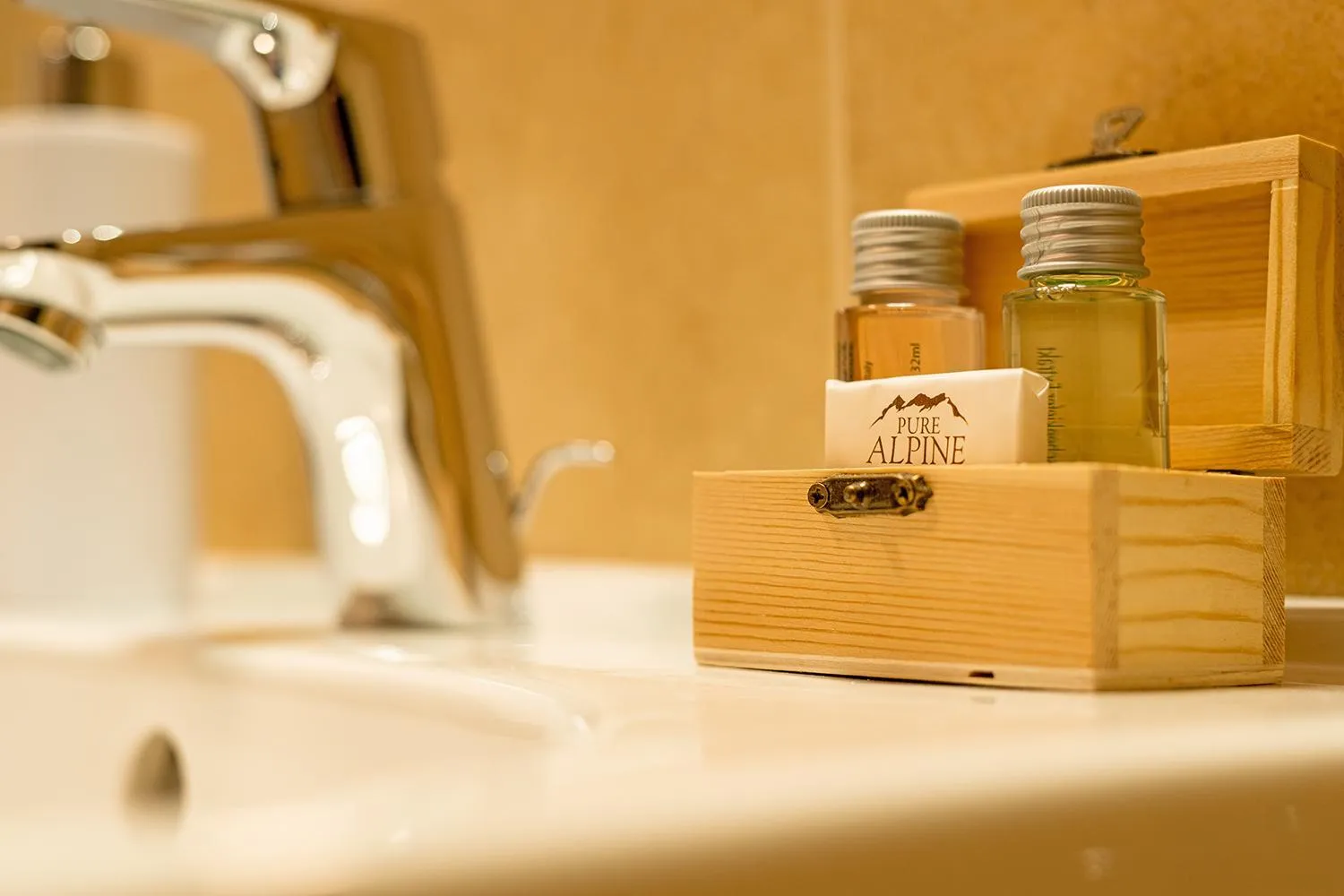 Bathroom in Le Alpi bed&living