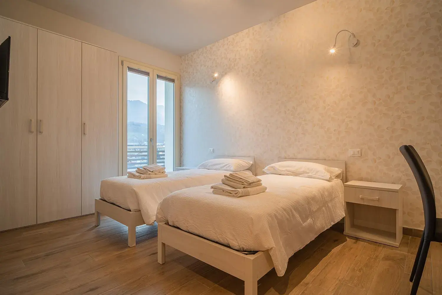 Twin Room with Balcony in Le Alpi bed&living Twin Room with Balcony in Le Alpi bed&living