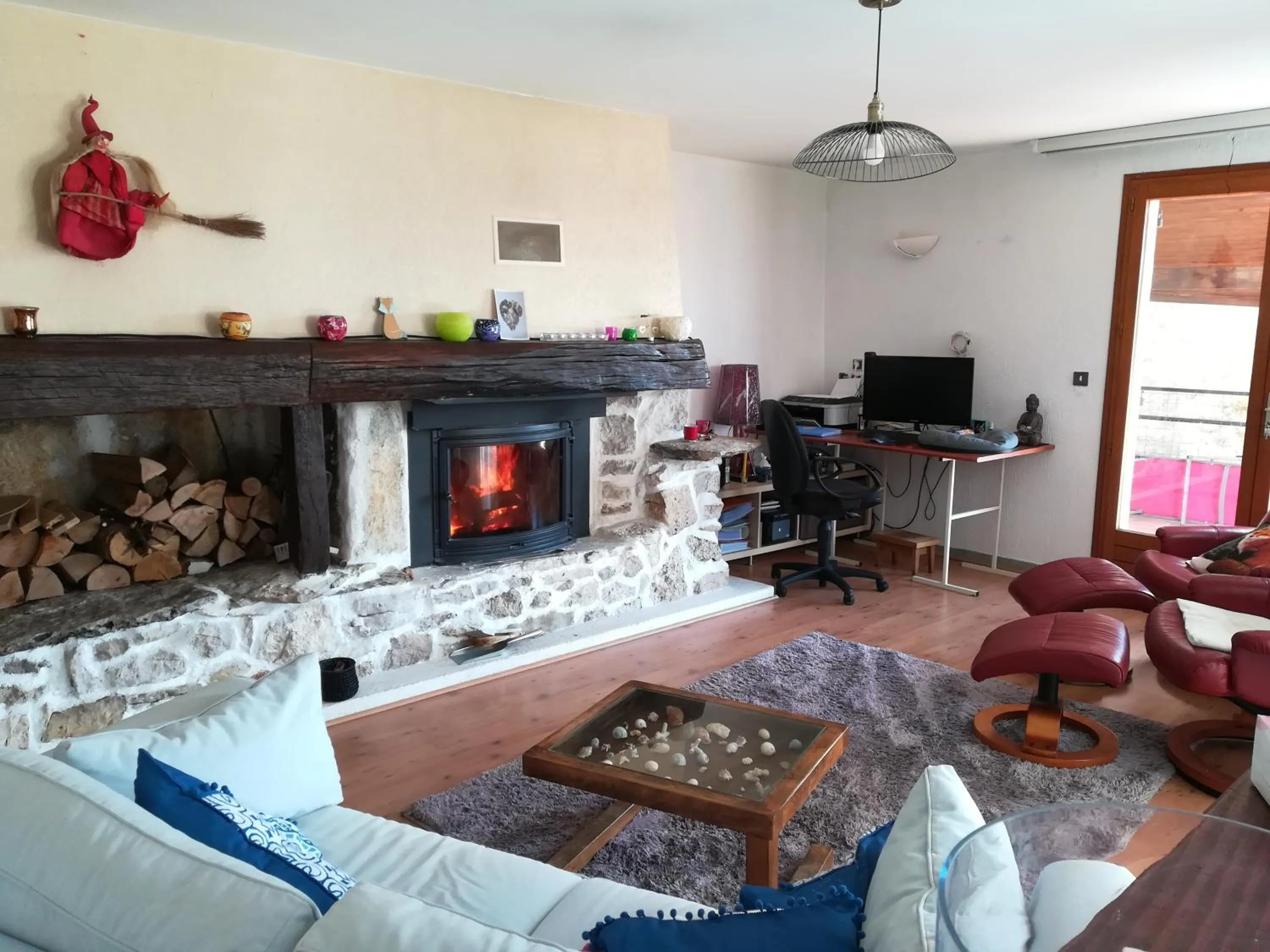 Living room, Seating Area in Maison au calme