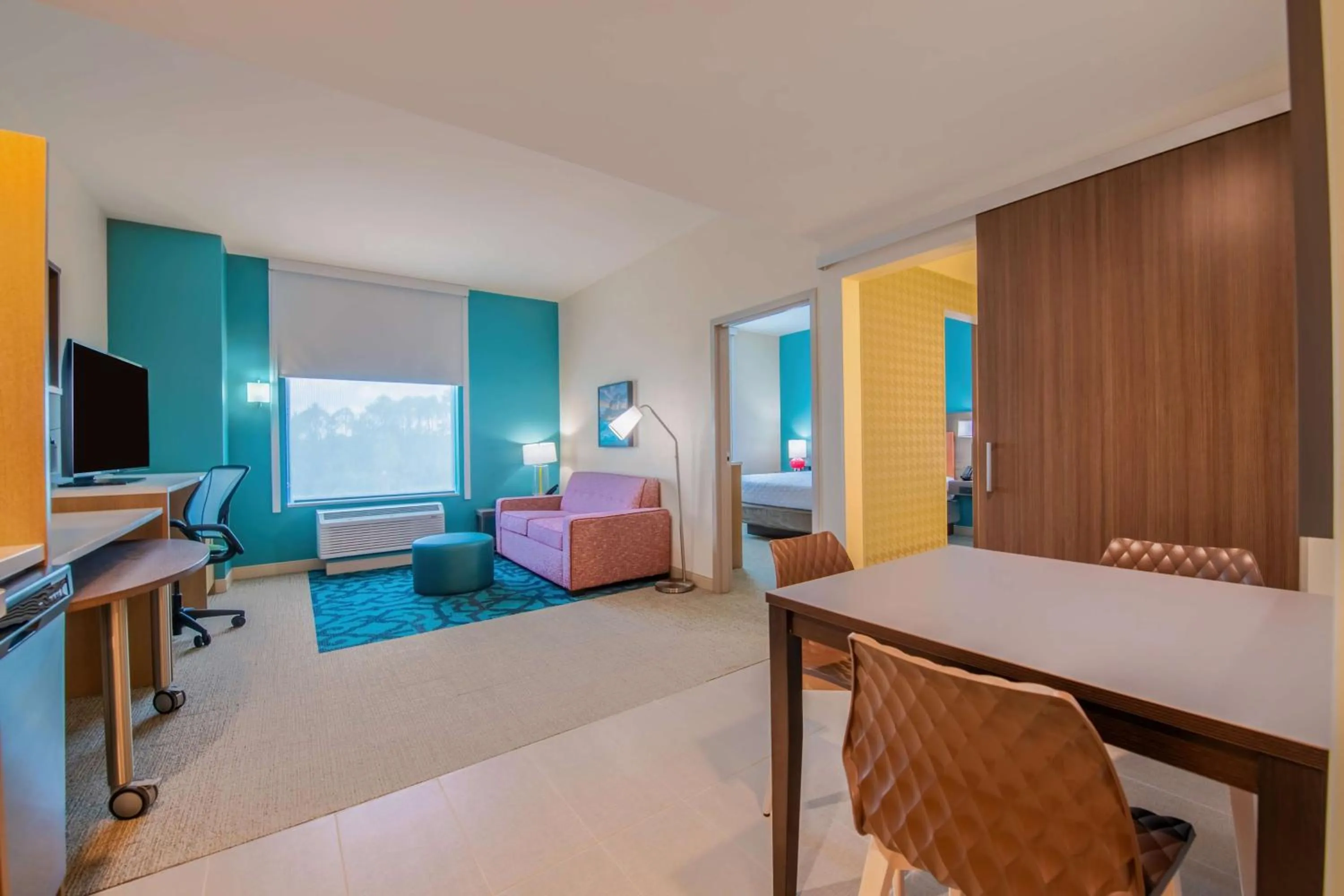 Living room in Home2 Suites By Hilton Kingsland