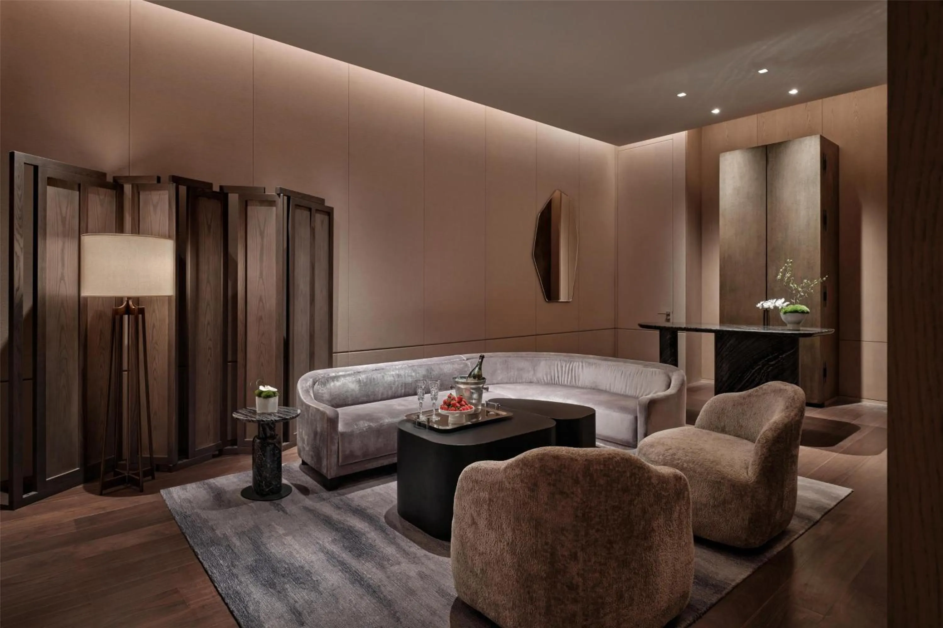 Meeting/conference room, Bed in Conrad Shenzhen, the first art museum hotel in Greater Bay Area with the stunning bay and sunset view in the hotel terrace