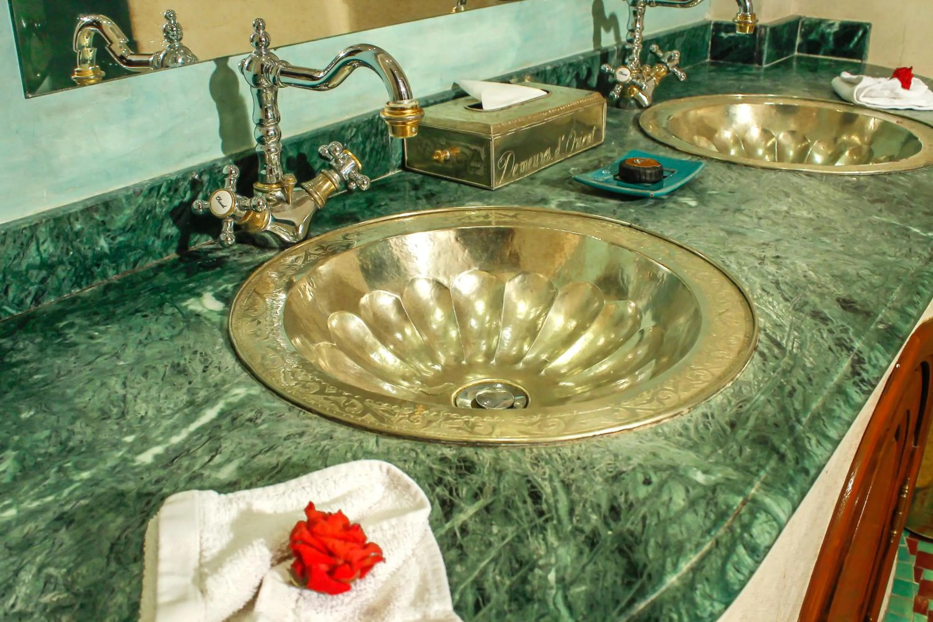 Bathroom in Demeures d'Orient Riad & Spa