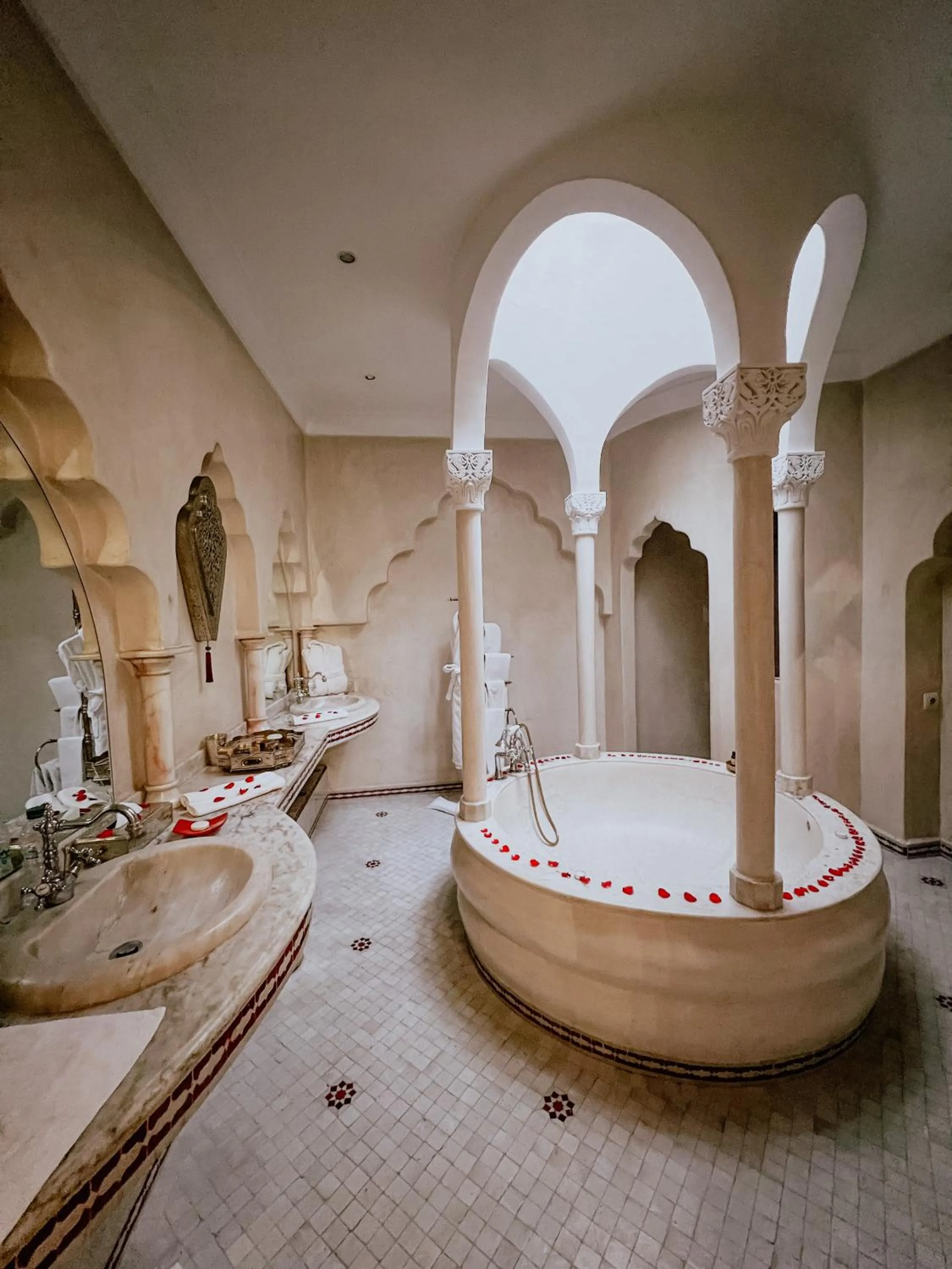 Bathroom in Demeures d'Orient Riad & Spa