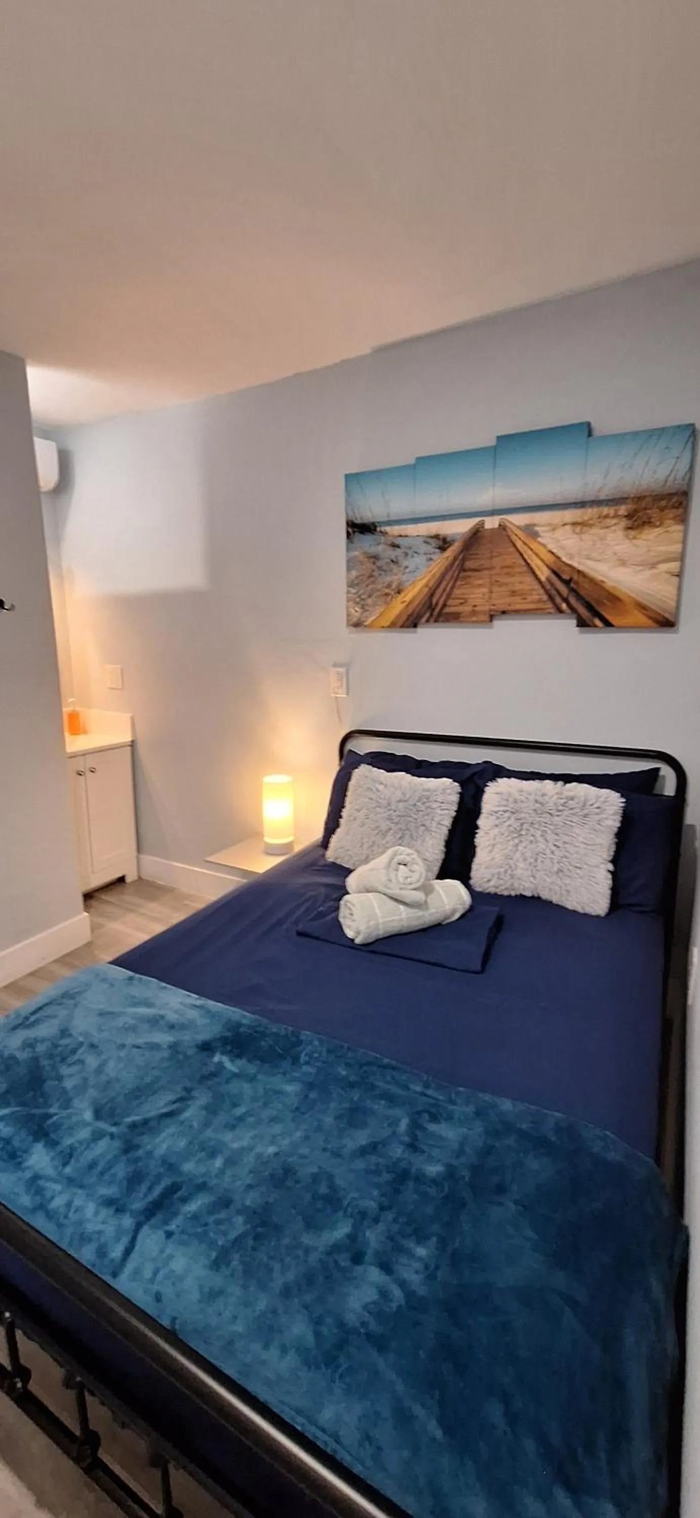 Bed in Blue Little Havana