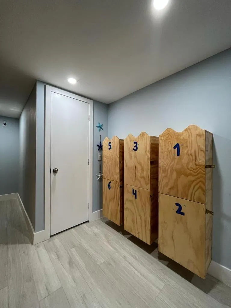 microwave in Blue Little Havana