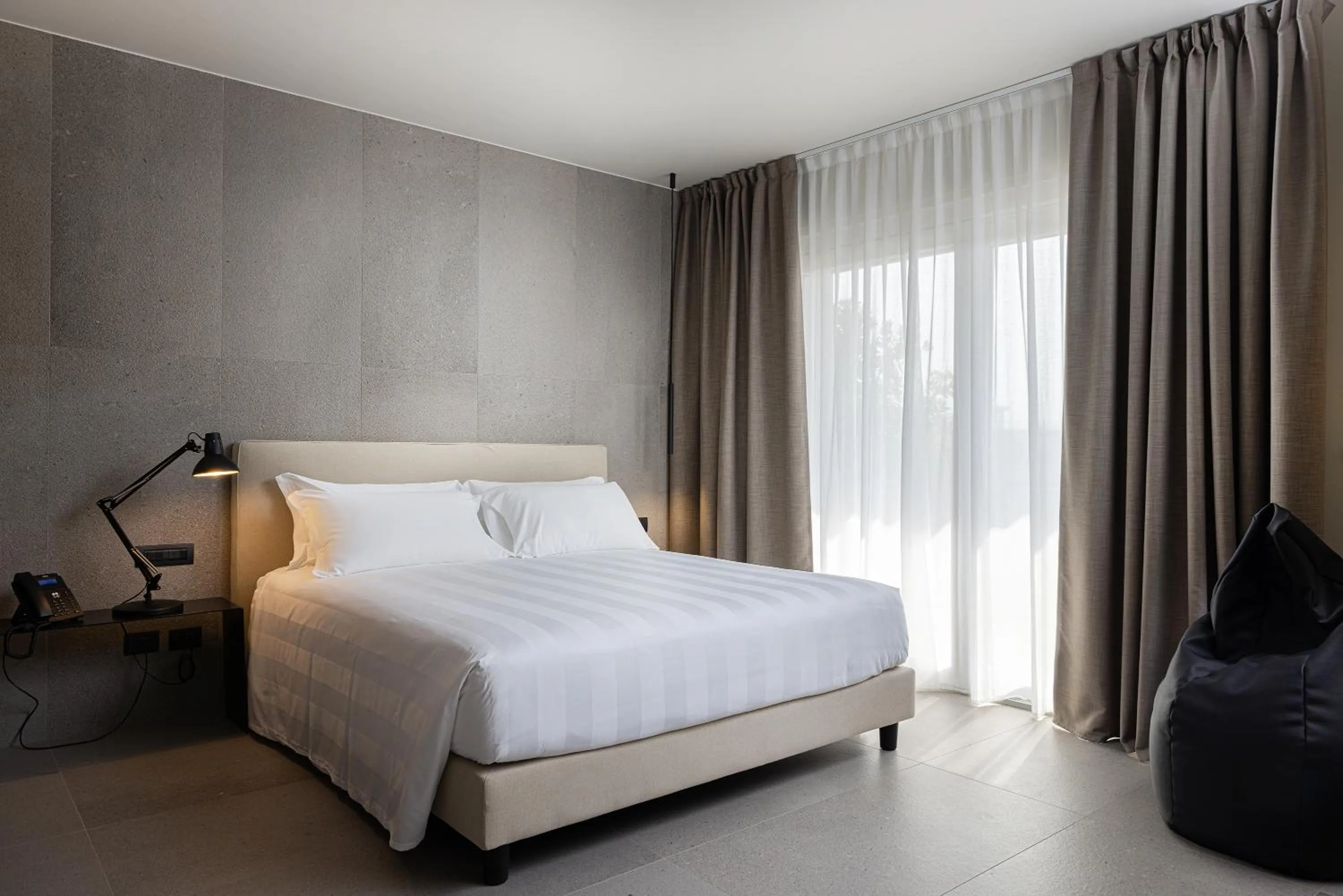 Bedroom, Bed in B21 Lifestyle Hotel