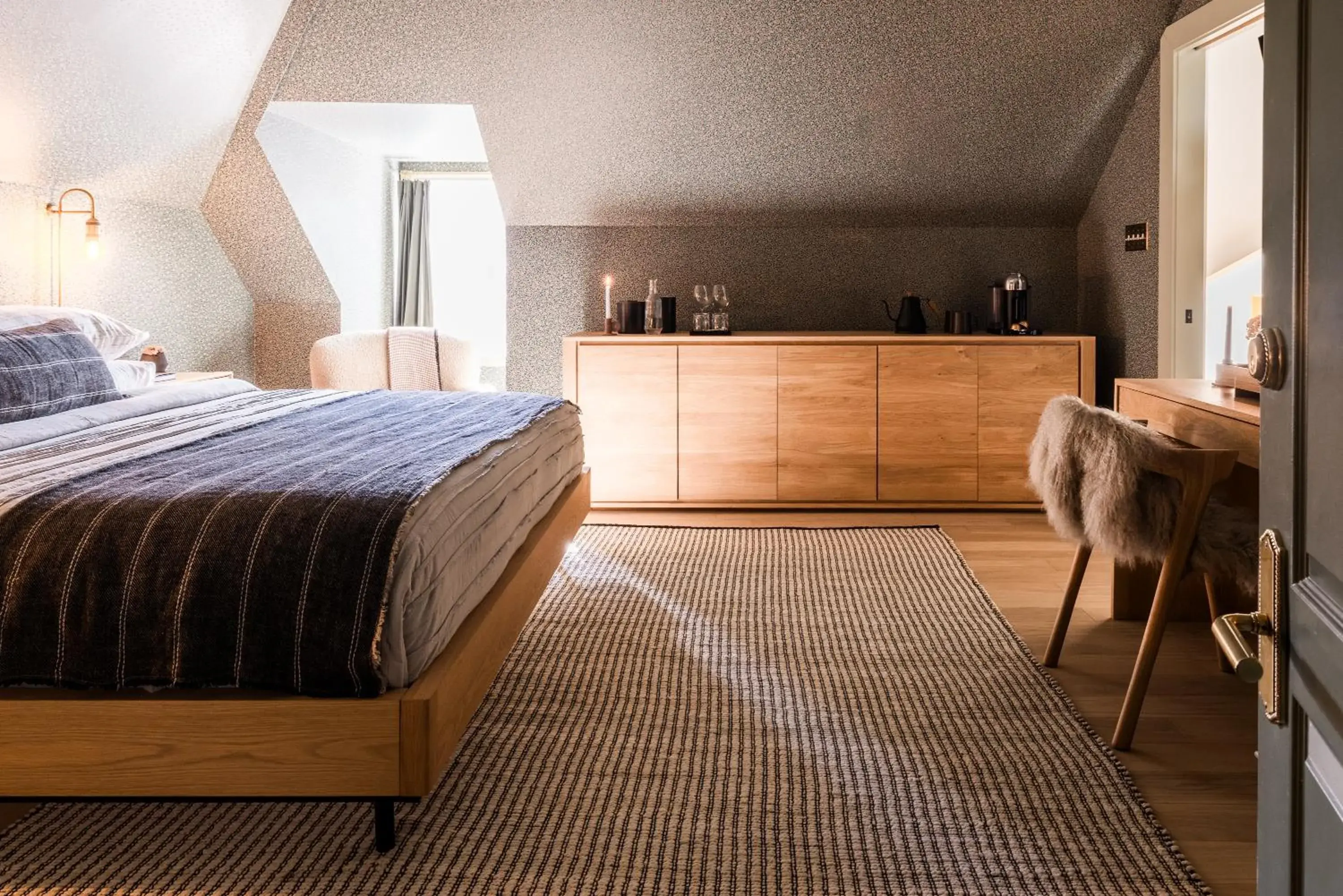 King Suite in Dvele Inn King Suite in Dvele Inn