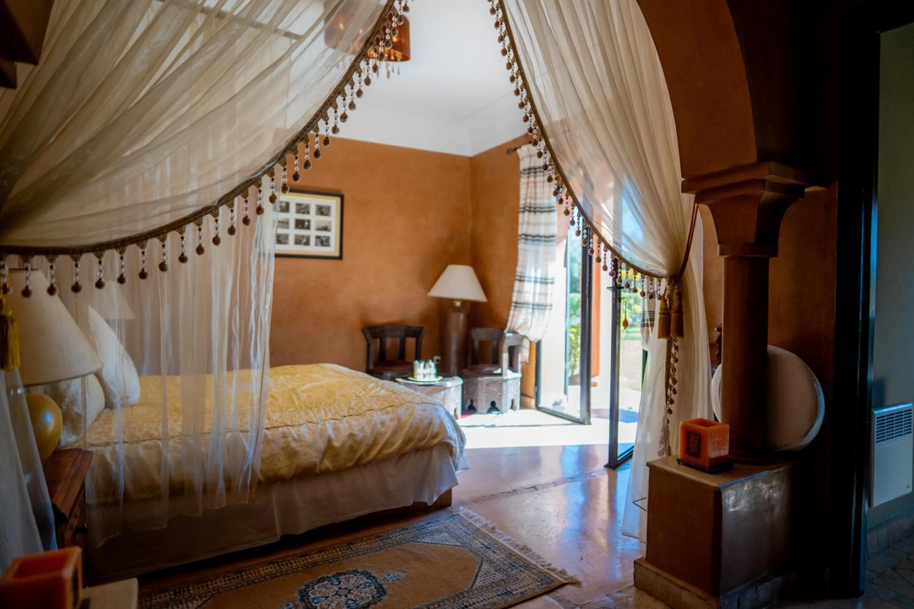 Bed in Riad Al Mendili Private Resort & Spa