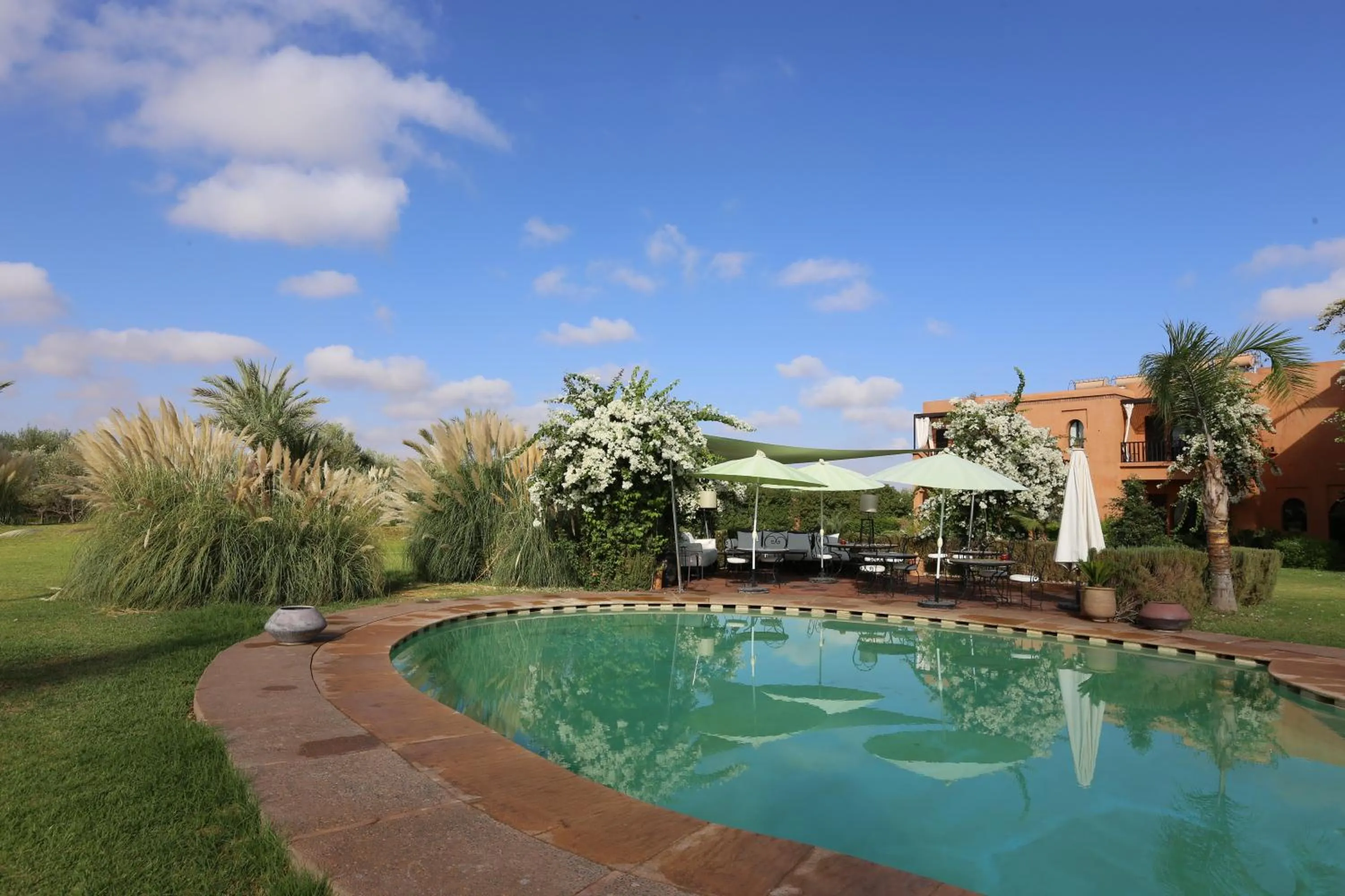 Swimming pool in Riad Al Mendili Private Resort & Spa