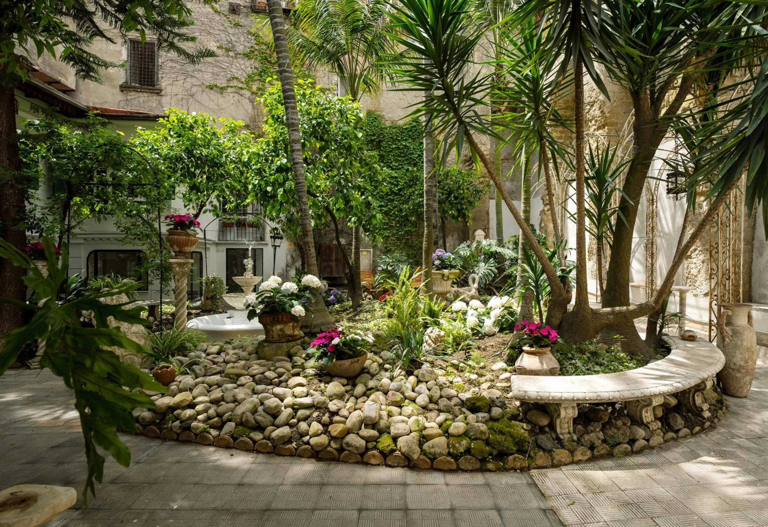 Garden in Artemisia Domus - Giardino