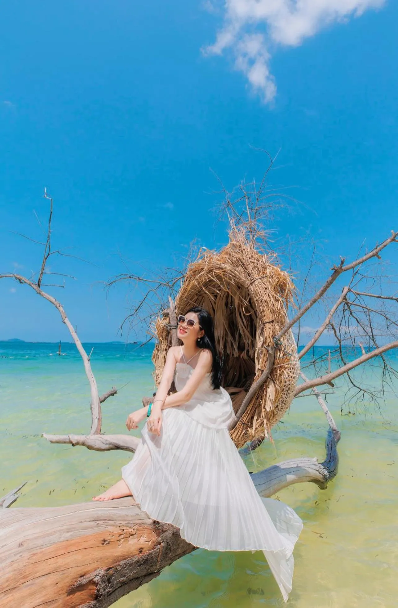 Sea Sunset Hotel Phu Quoc - Welcome to a mixing world of friends