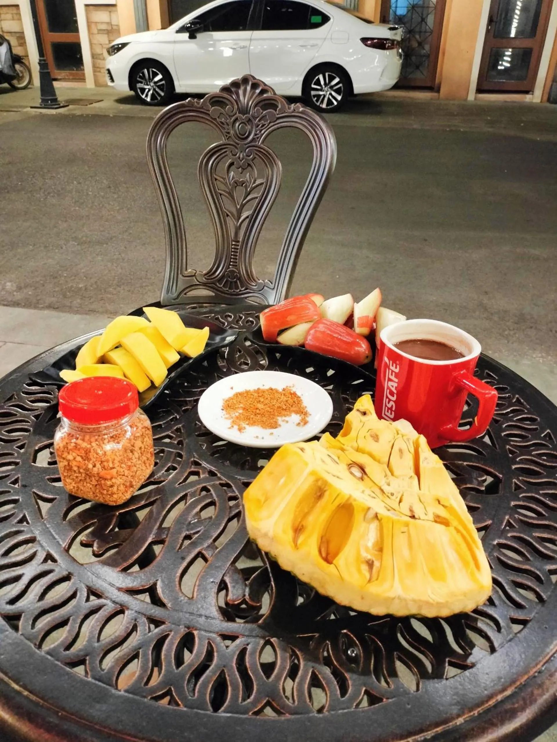 Sea Sunset Hotel Phu Quoc - Welcome to a mixing world of friends