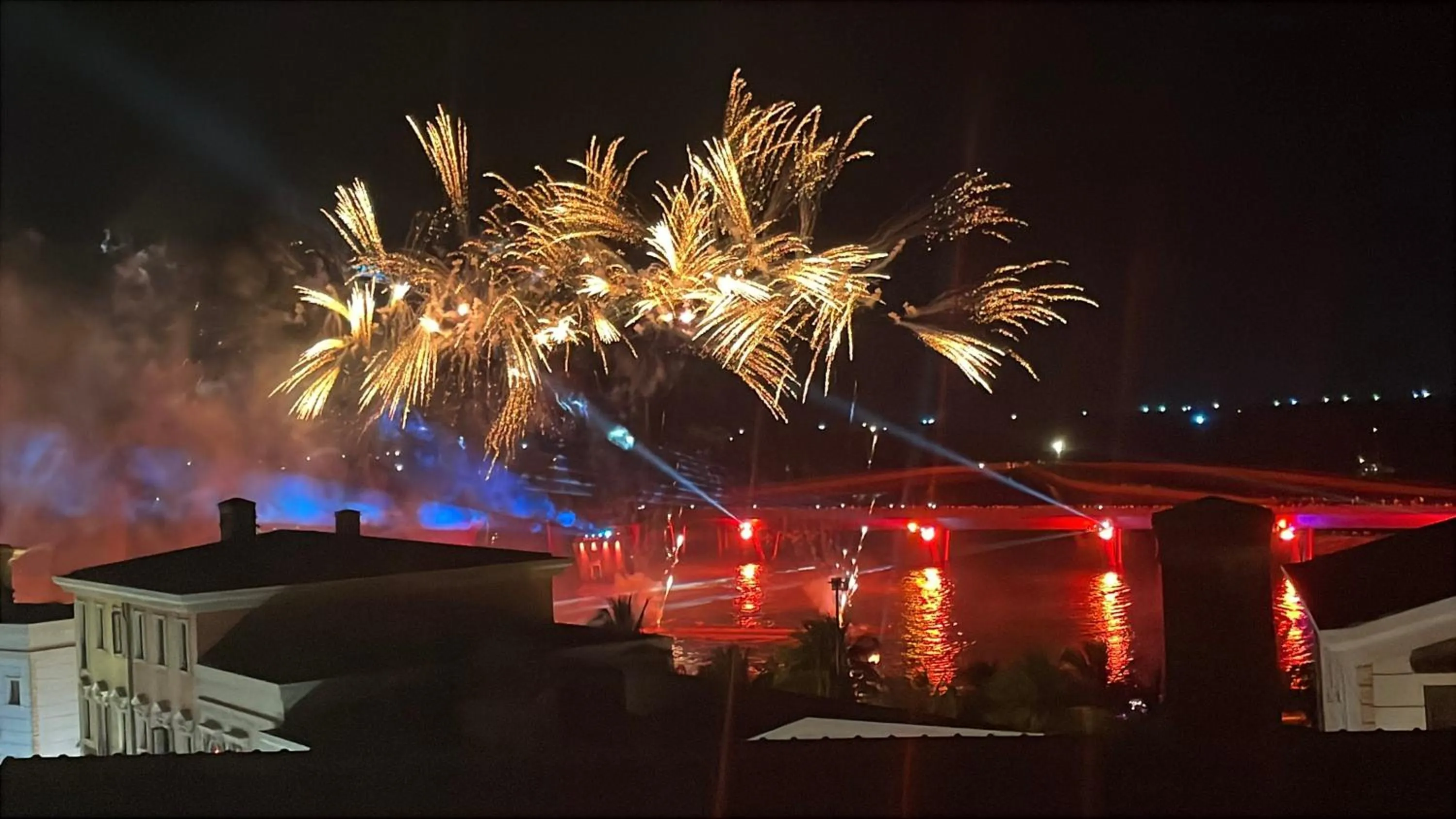 Sea Sunset Hotel Phu Quoc - Welcome to a mixing world of friends