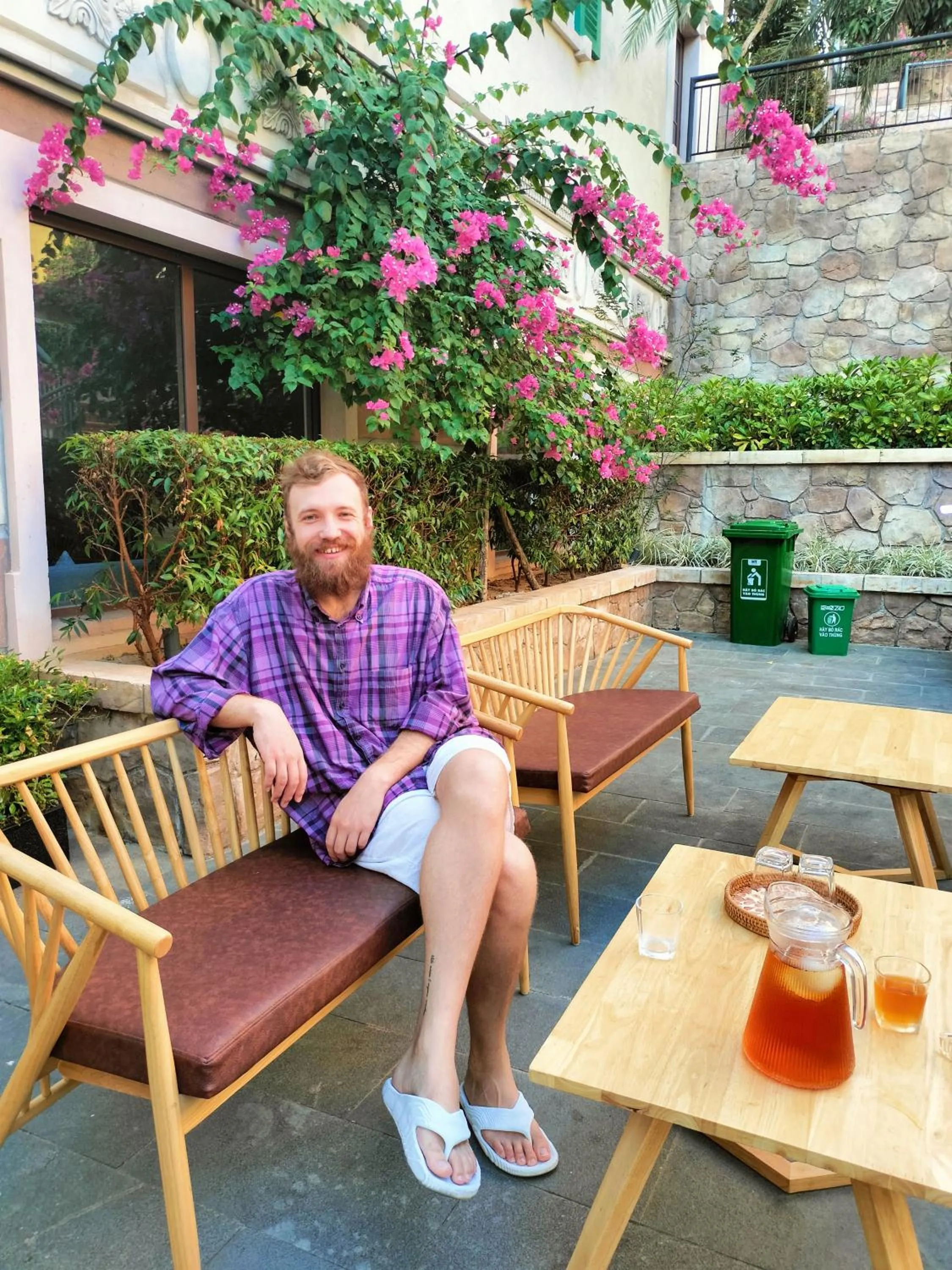 Property building in Sea Sunset Hotel Phu Quoc - Welcome to a mixing world of friends