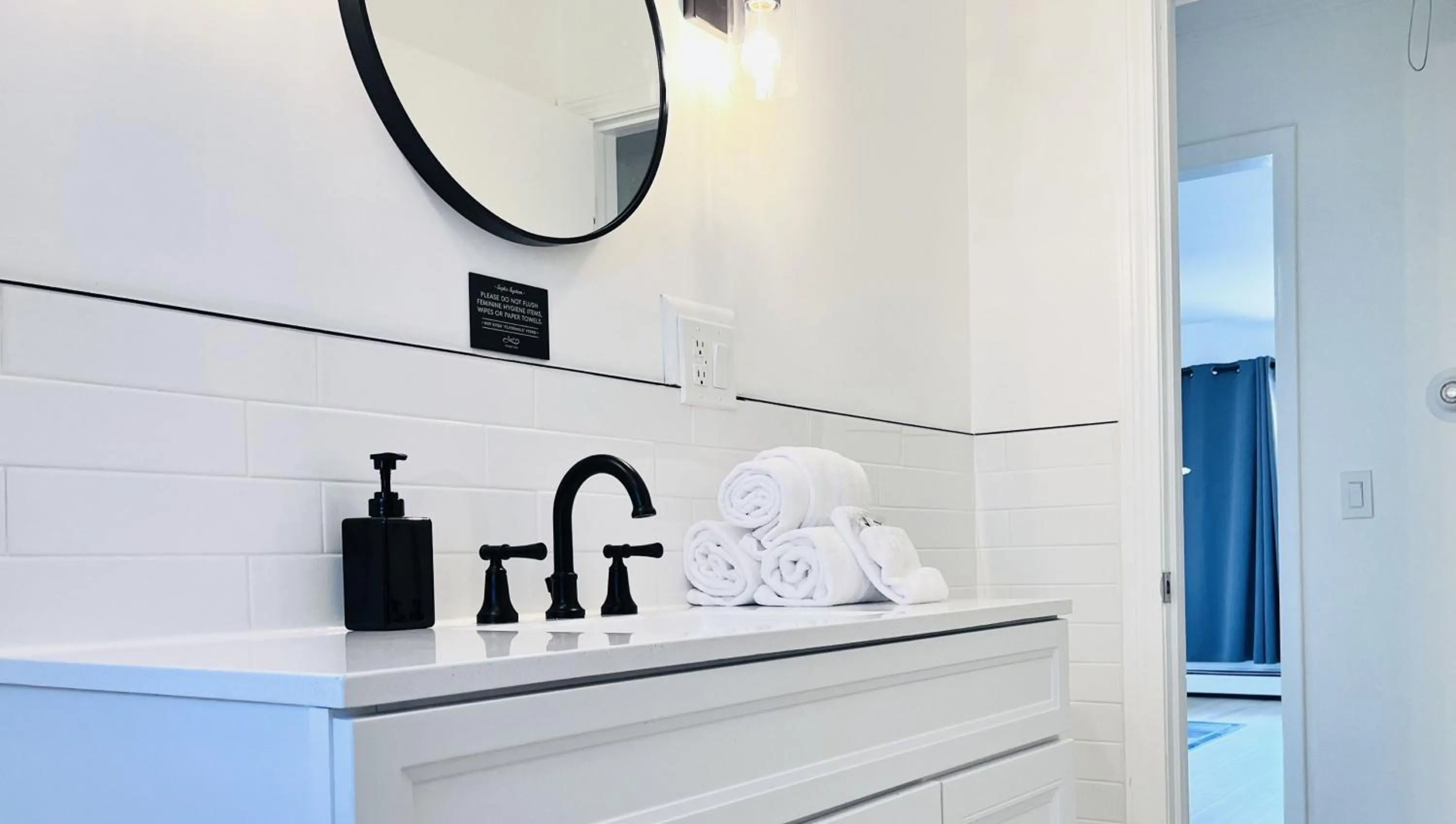 Bathroom in Motel Luzerne